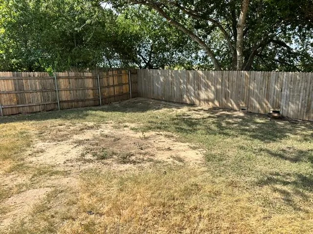Photo 3 of 18412 WILLOW SAGE LN