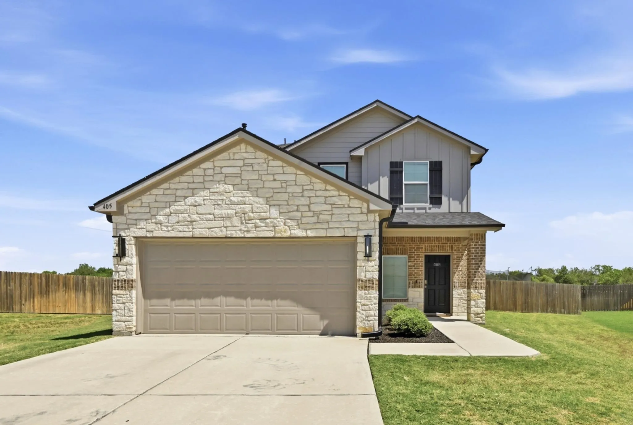 Photo of 405 W ANDOVER LN, Uhland, TX, 78640