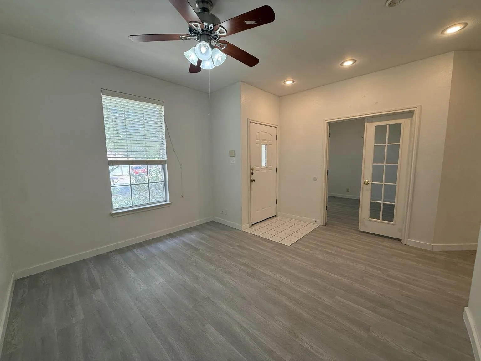 Photo 2 of 8505 CHAT LN