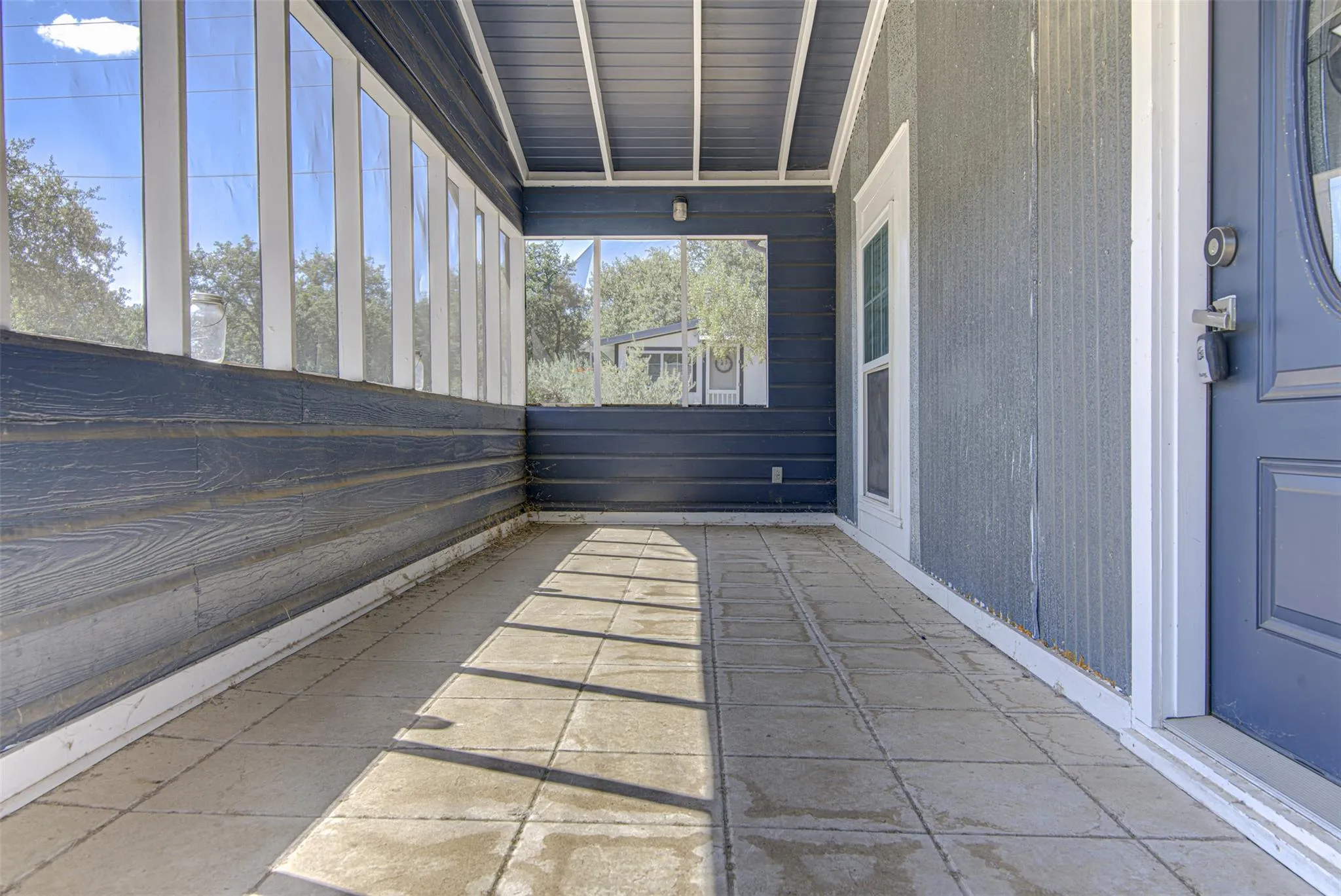 Photo 3 of 17308 E DARLEEN DR