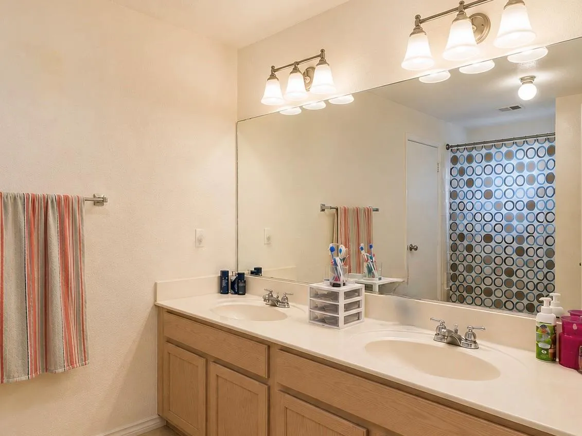 Photo 5 of 120 EVERGREEN CIR