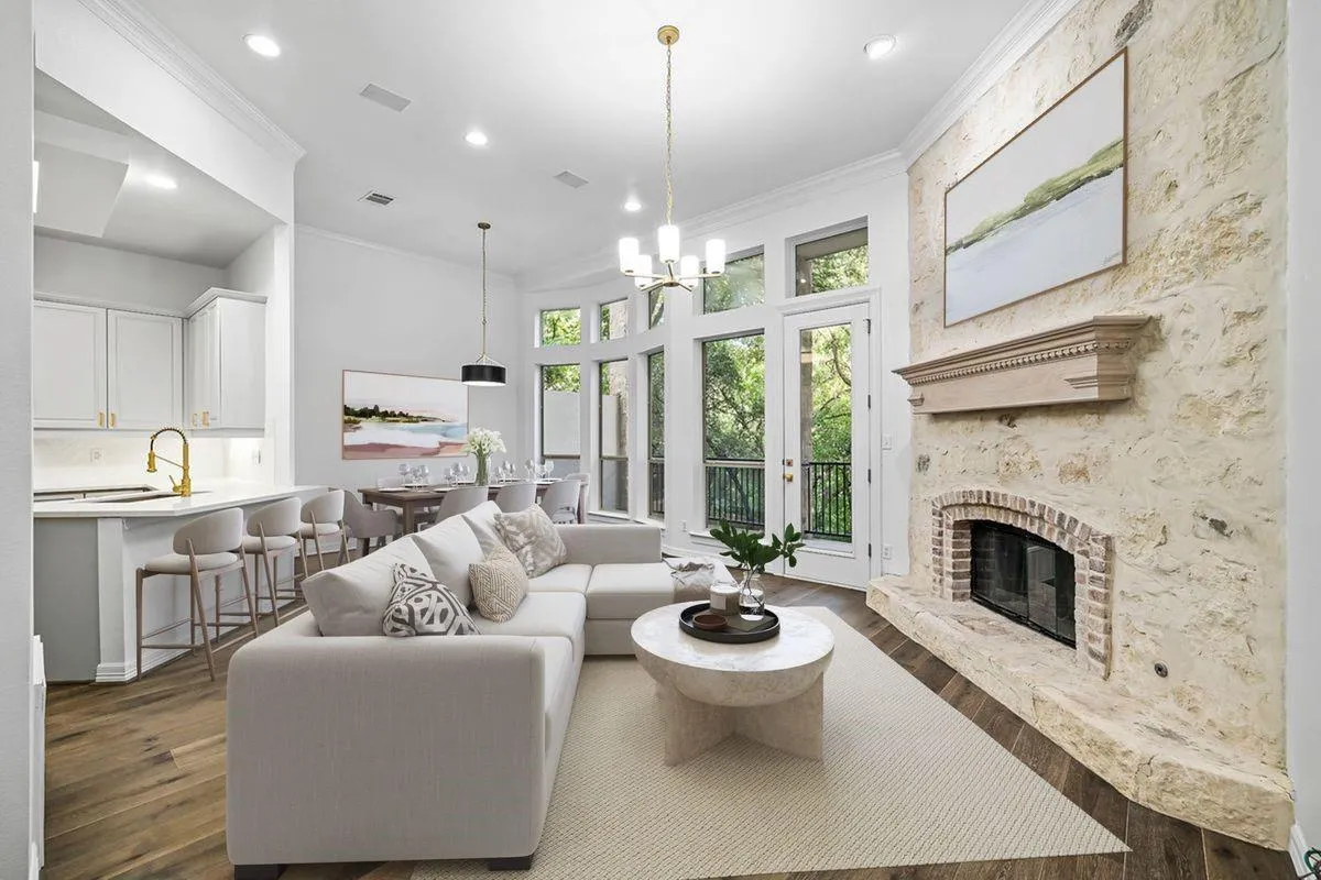 Photo 4 of 1701 SPYGLASS DR #2