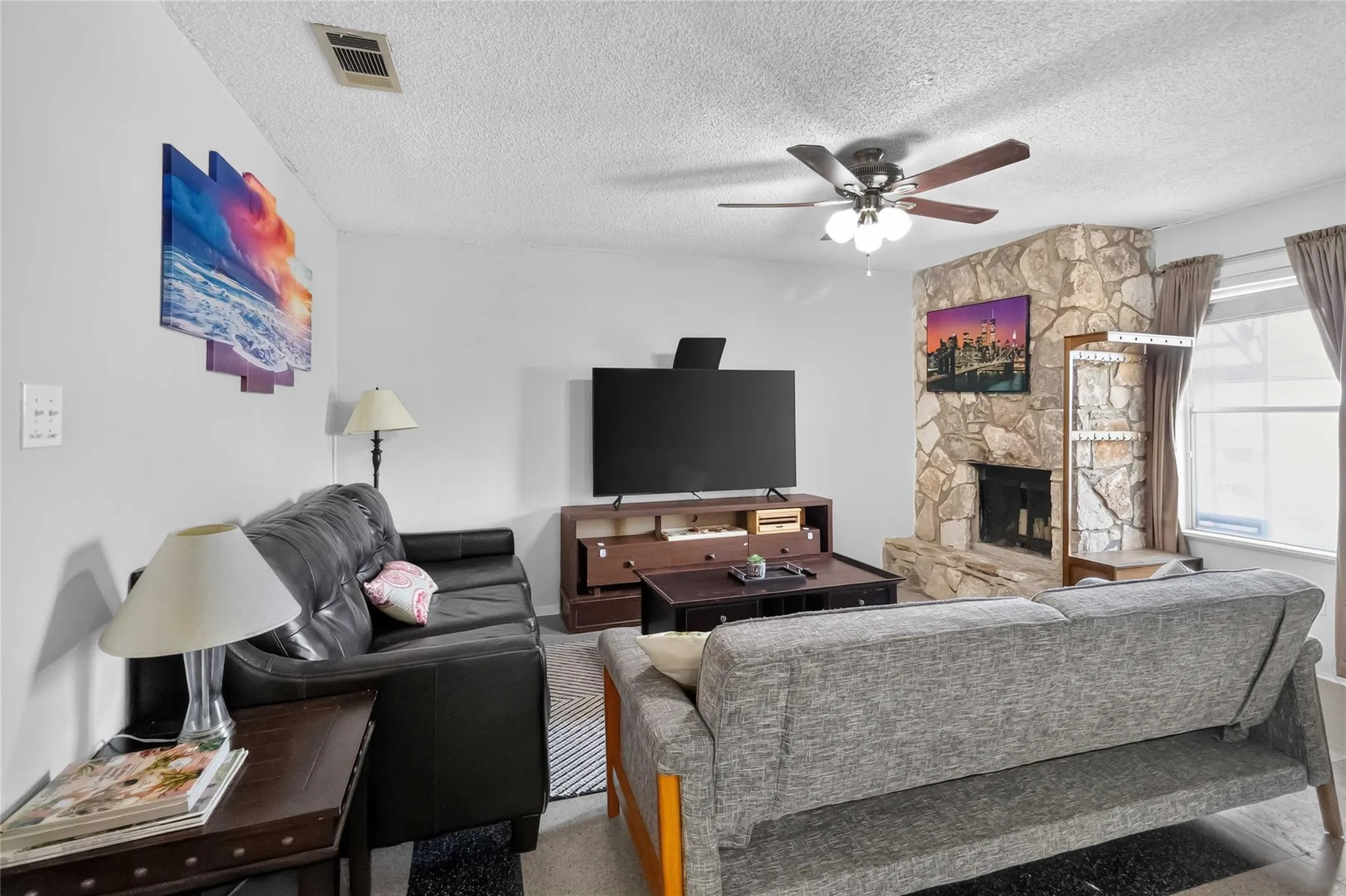Photo 5 of 811 BRACEWOOD CIR