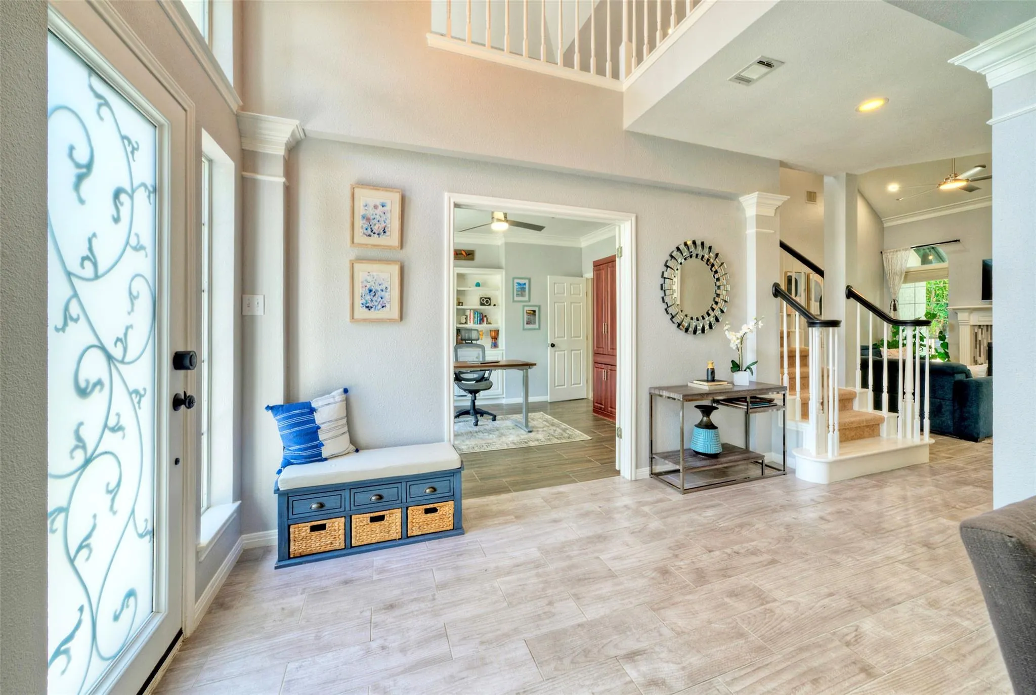 Photo 2 of 3002 BARTON POINT CIR