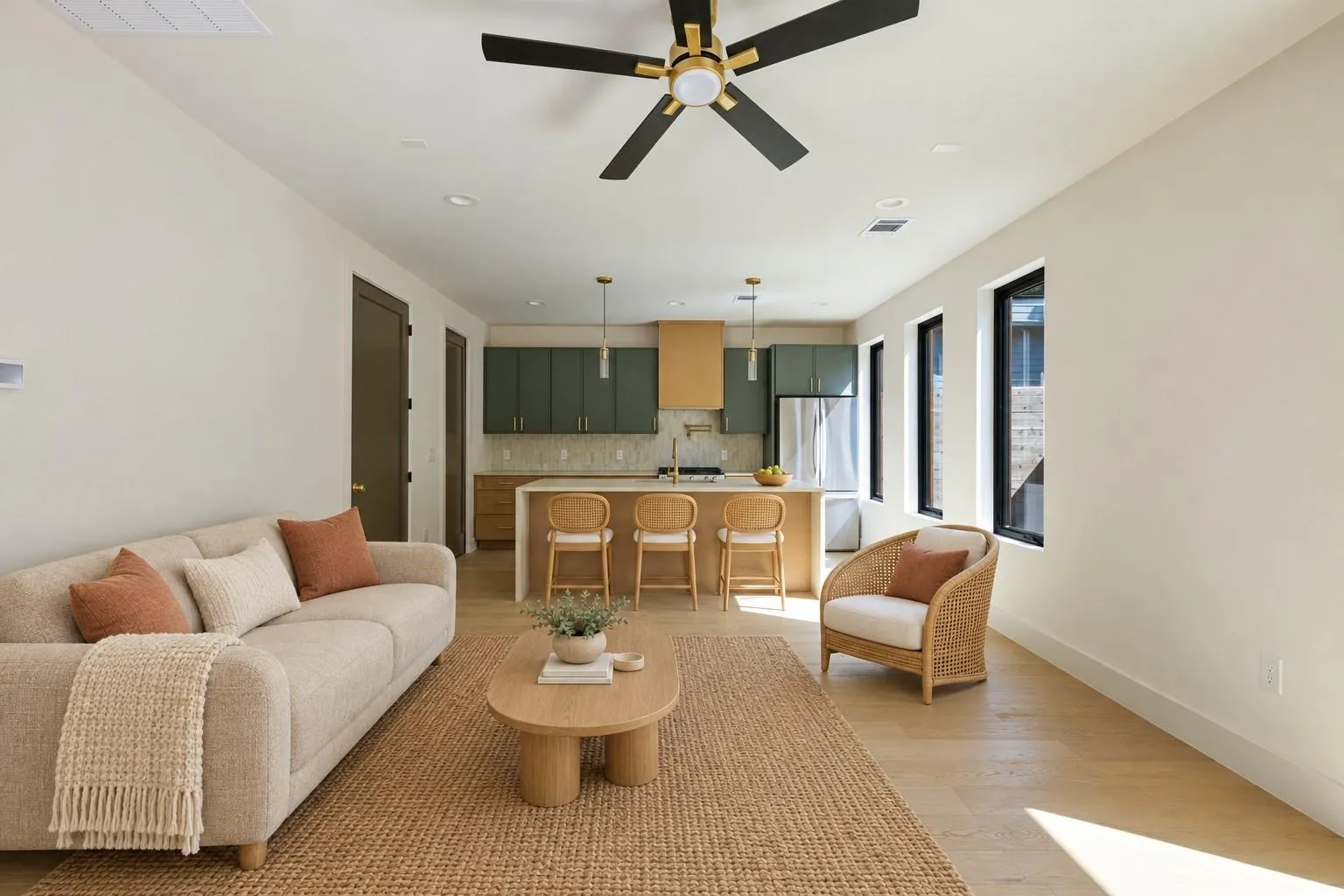 Photo 3 of 1606 CEDAR AVE #B