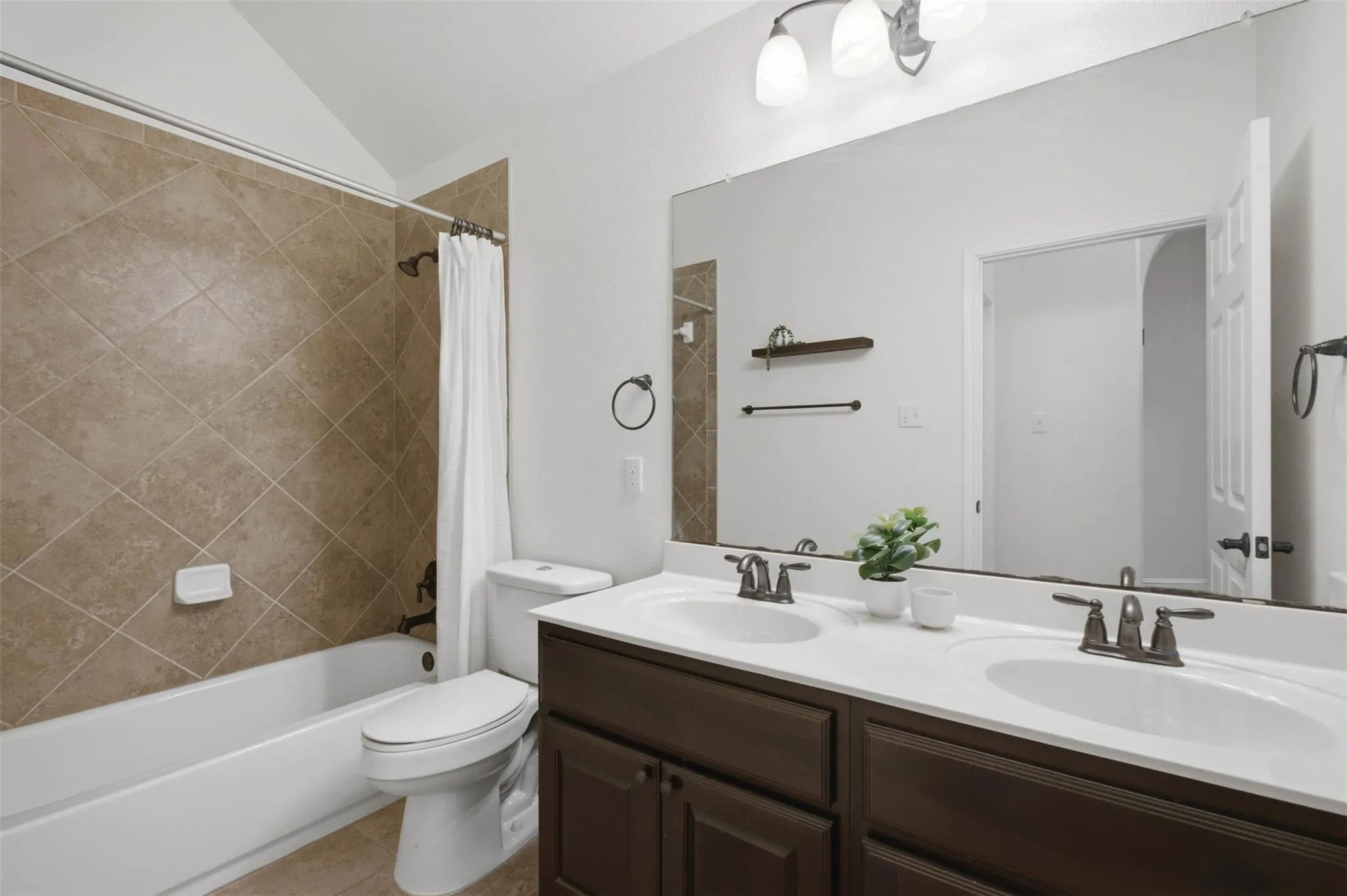 Photo 3 of 6225 ANTIGO LN