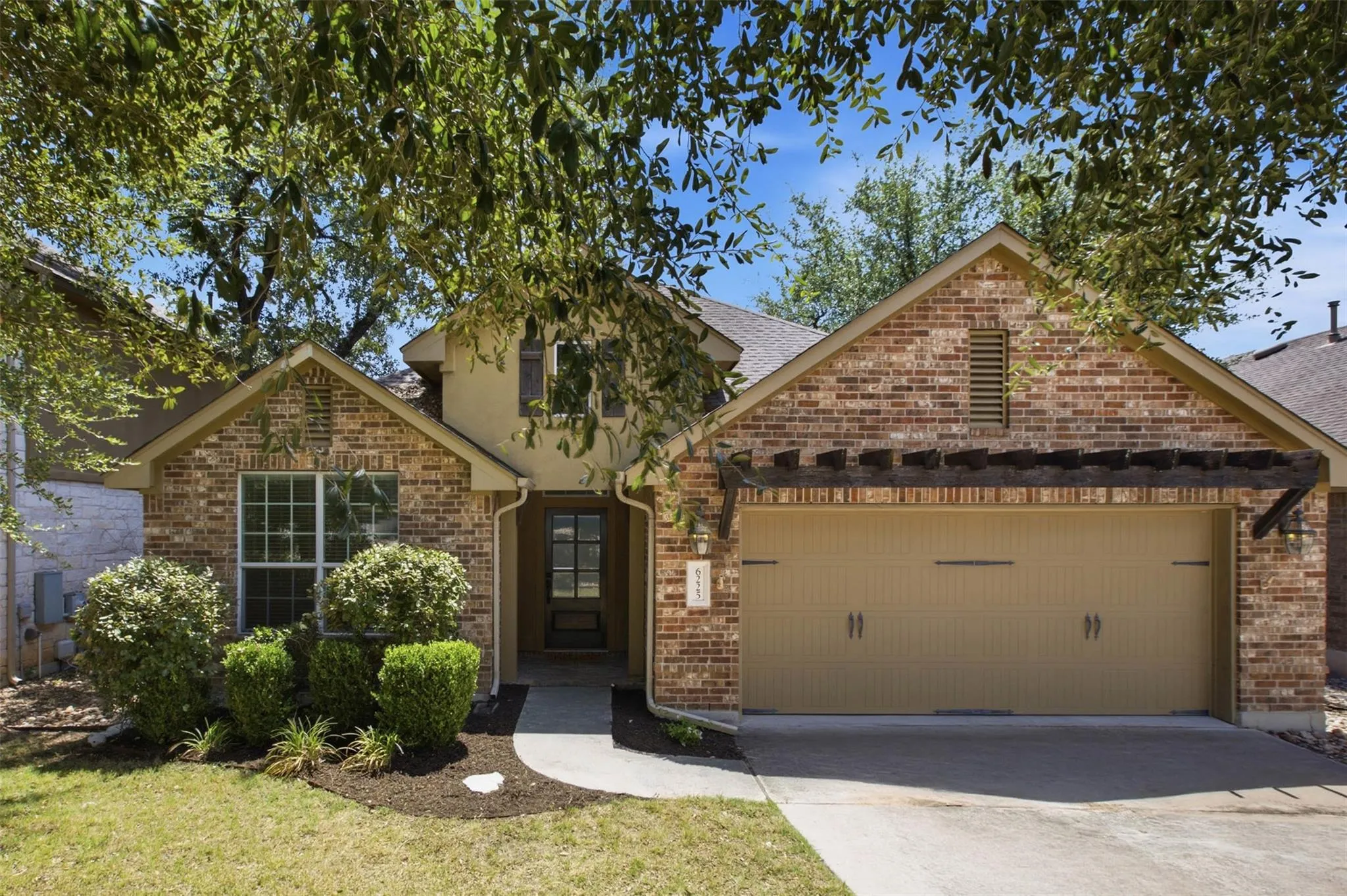 Photo of 6225 ANTIGO LN, Austin, TX, 78739