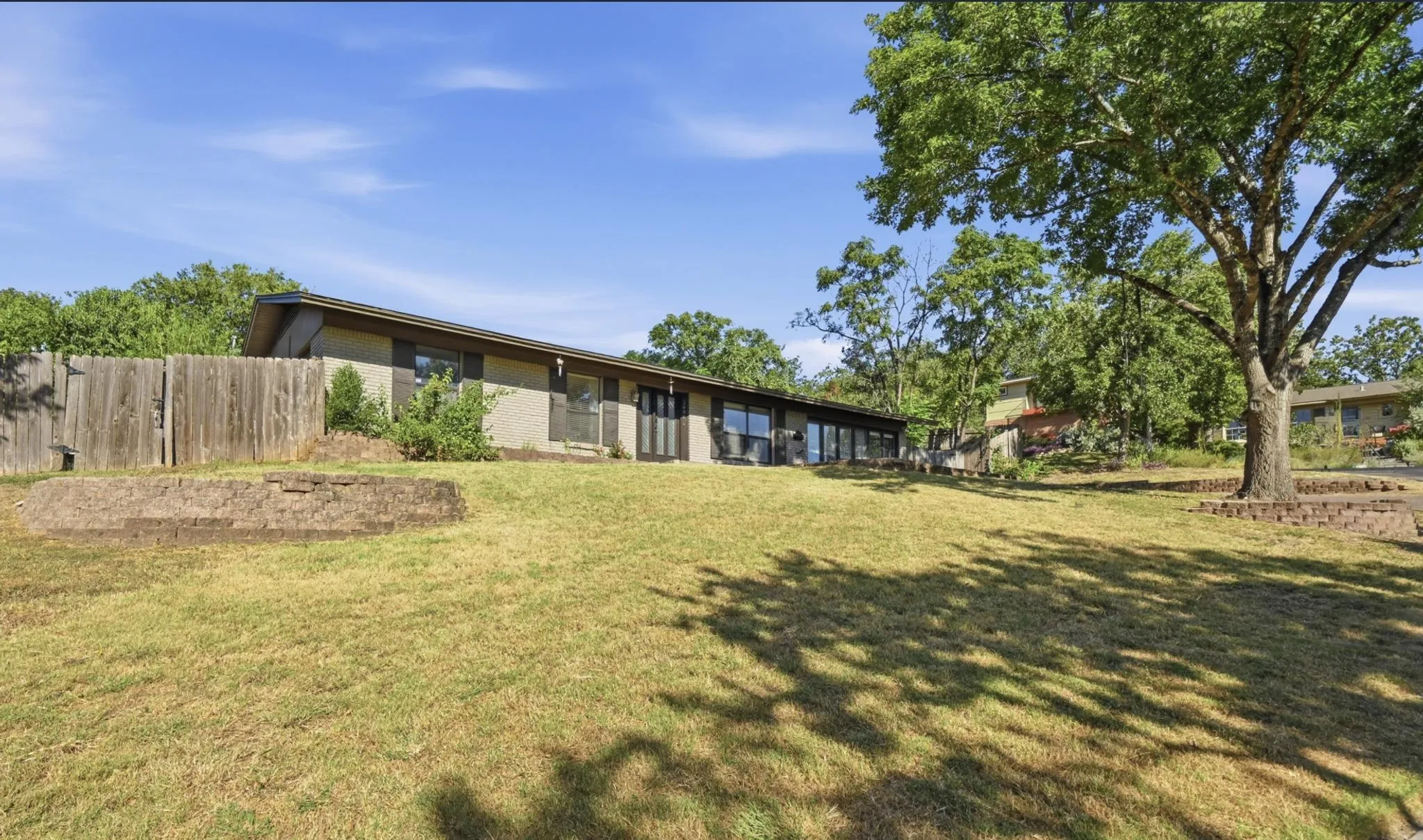 Photo of 2600 OAKHAVEN DR, Austin, TX, 78704