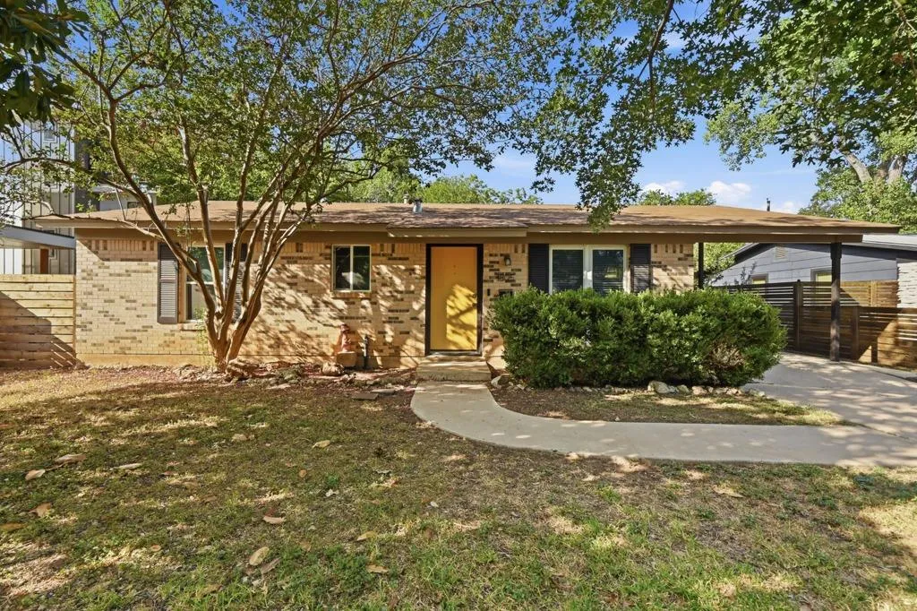Photo of 1805 FAIR OAKS DR, Austin, TX, 78745