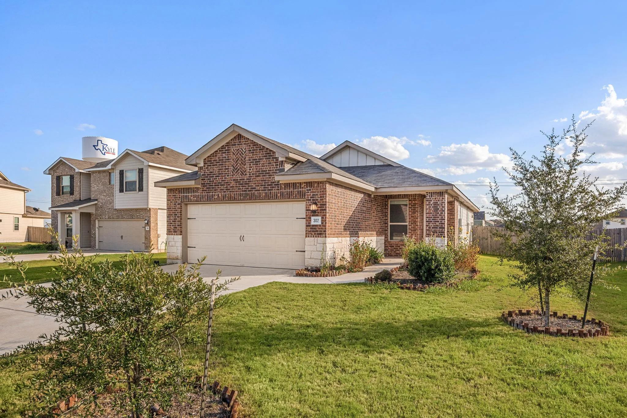 Photo 5 of 302 SUNSHINE LN