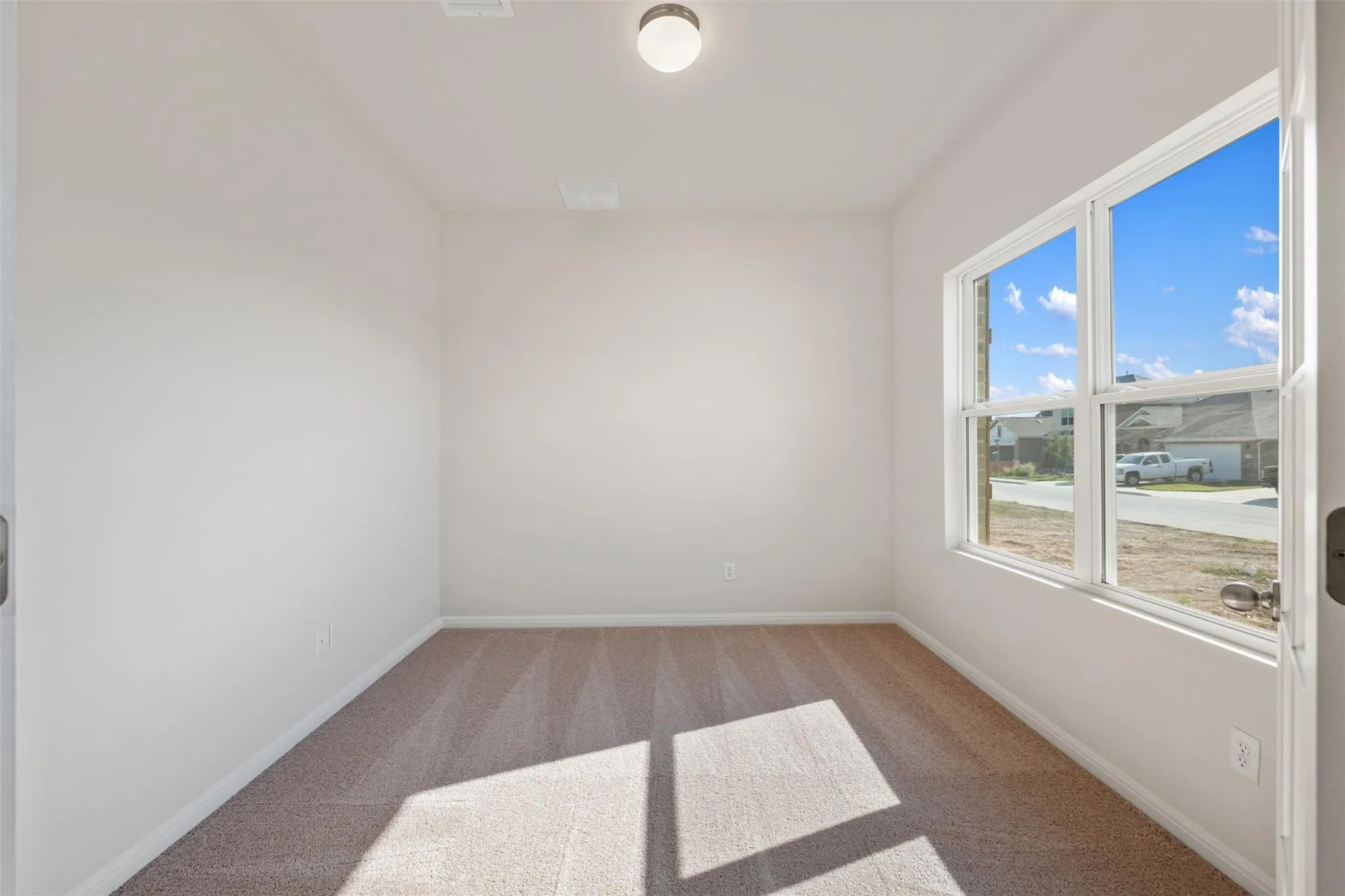Photo 5 of 12613 RAVEN MEADOW DR
