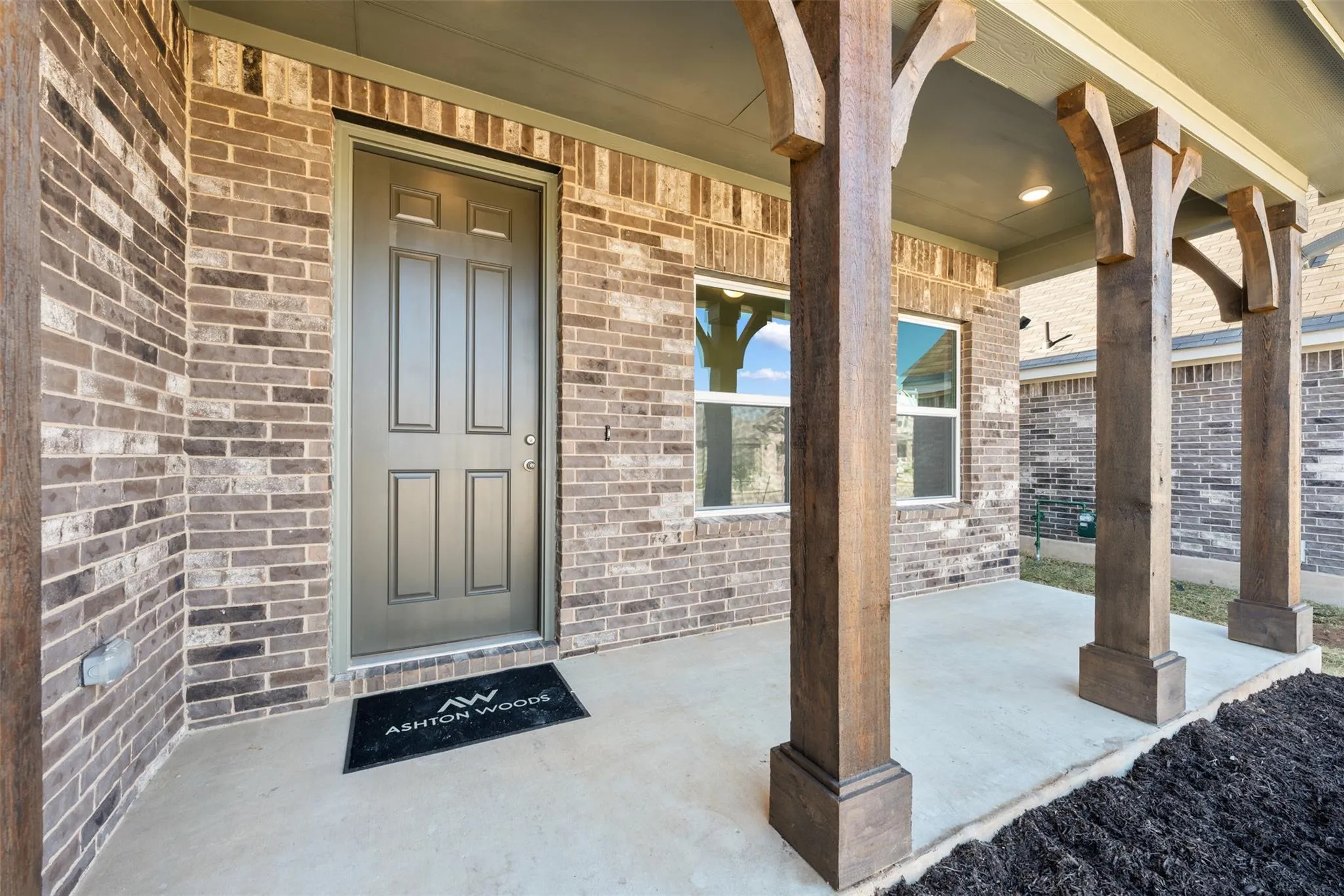 Photo 2 of 12613 RAVEN MEADOW DR