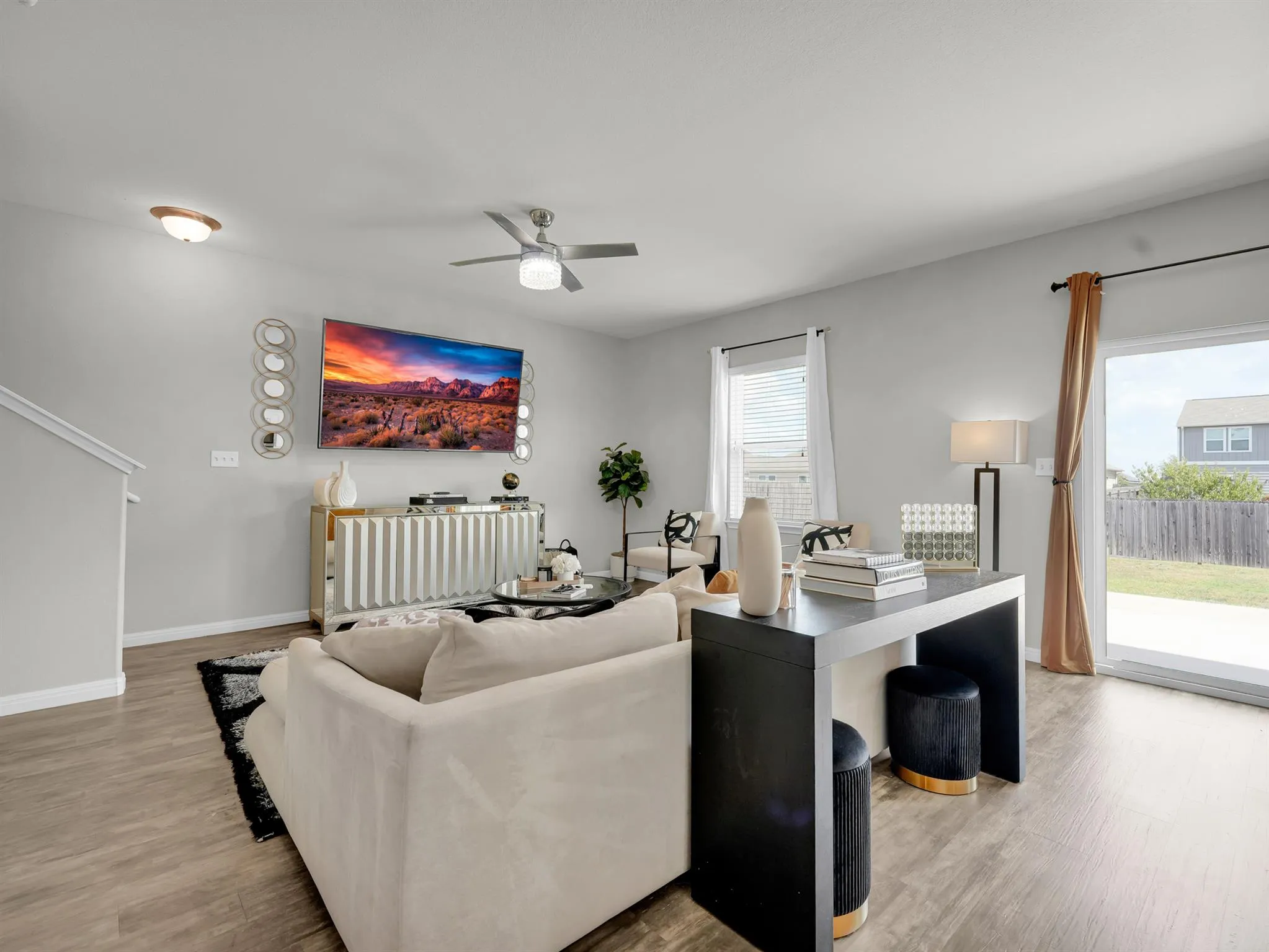 Photo 5 of 13817 MARK CHRISTOPHER WAY