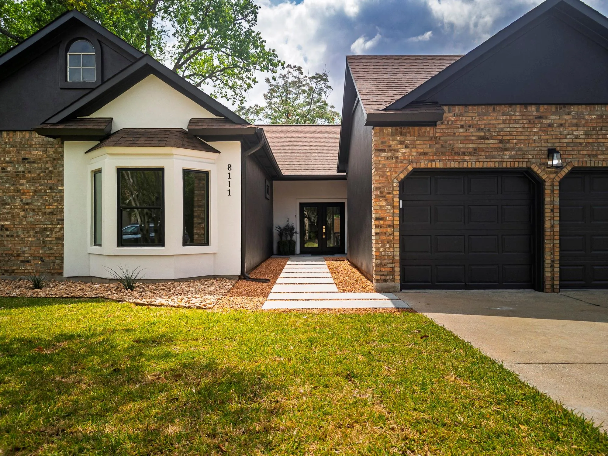 Photo of 8111 ELKHORN MOUNTAIN TRL, Austin, TX, 78729