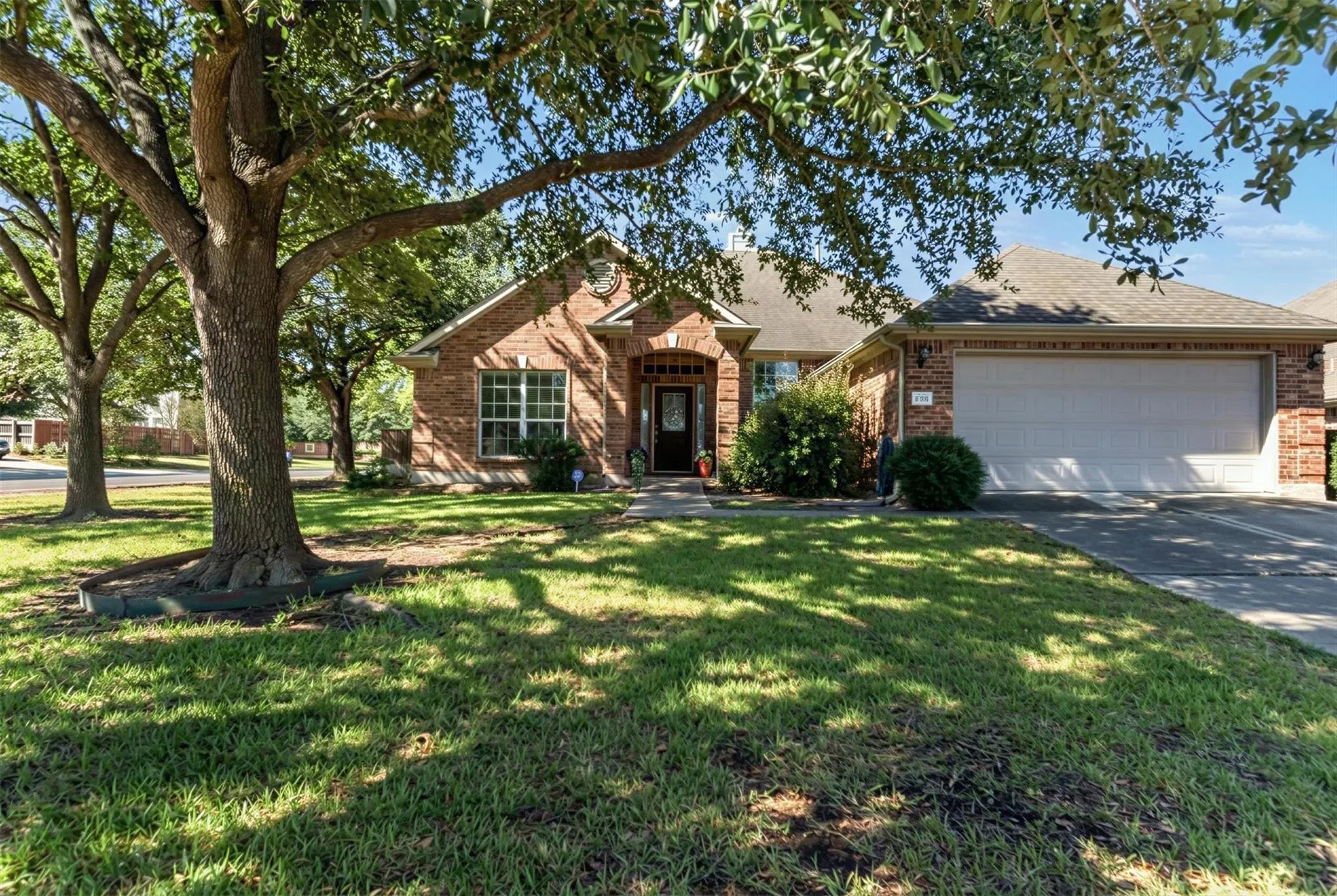 Photo of 125 AMBER ASH DR, Kyle, TX, 78640