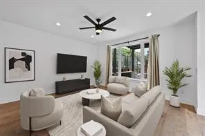 Photo 5 of 504 NORMANDY ST #A