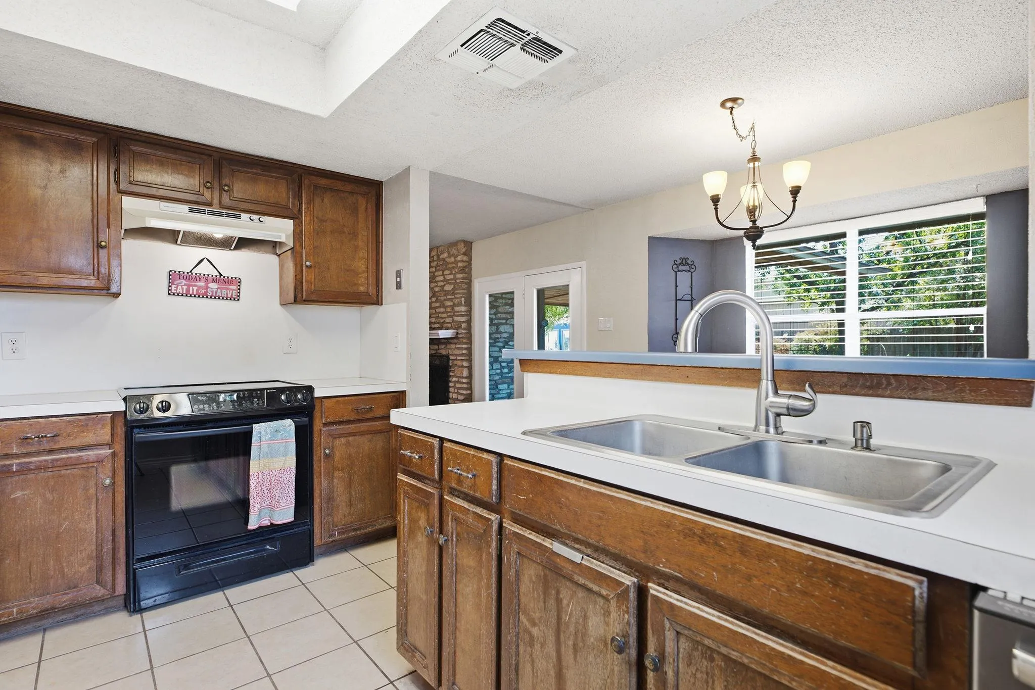Photo of 8509 SLANT OAK DR, Austin, TX, 78729