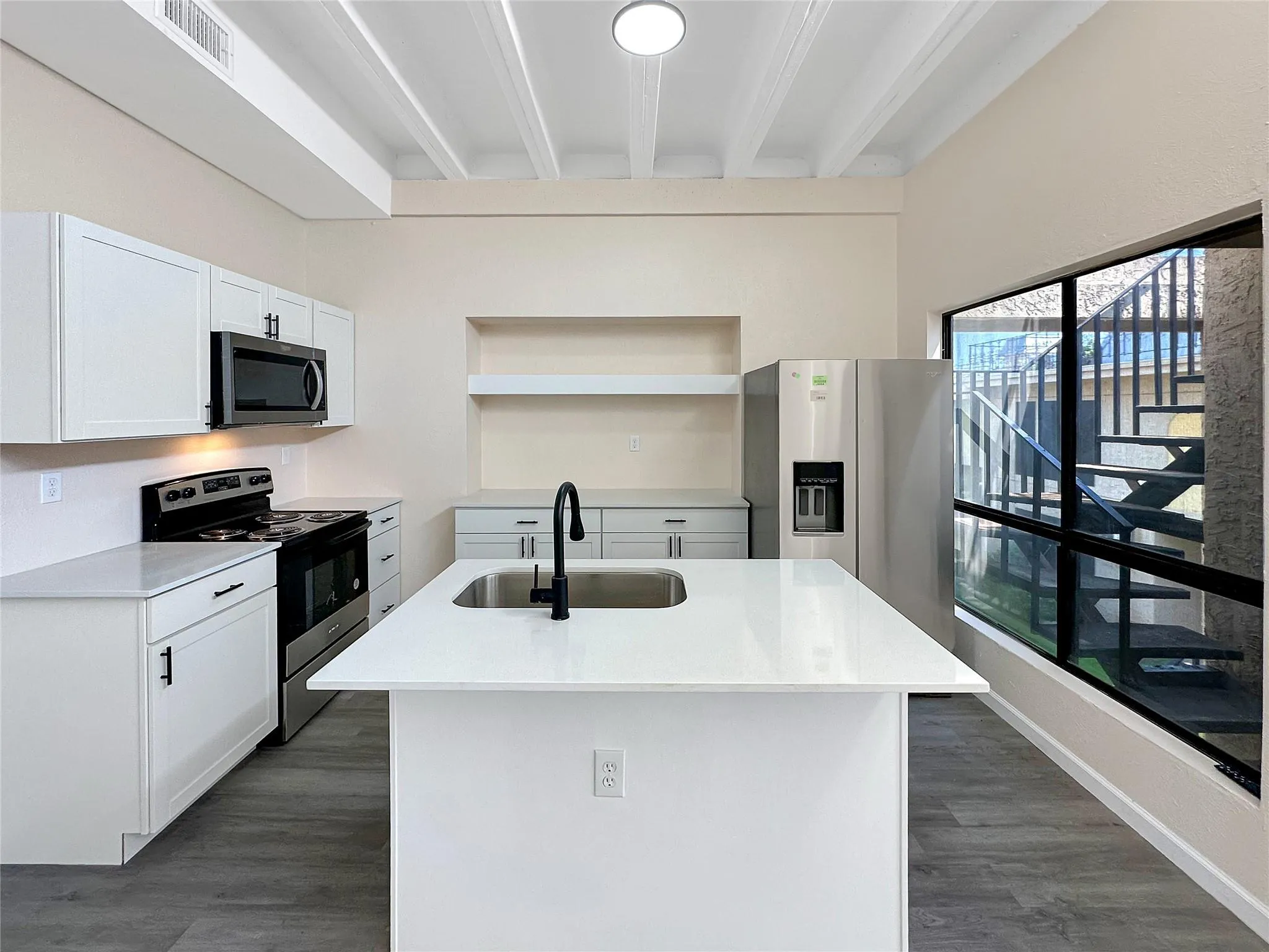 Photo 2 of 5920 LAGO VISTA WAY #C-23