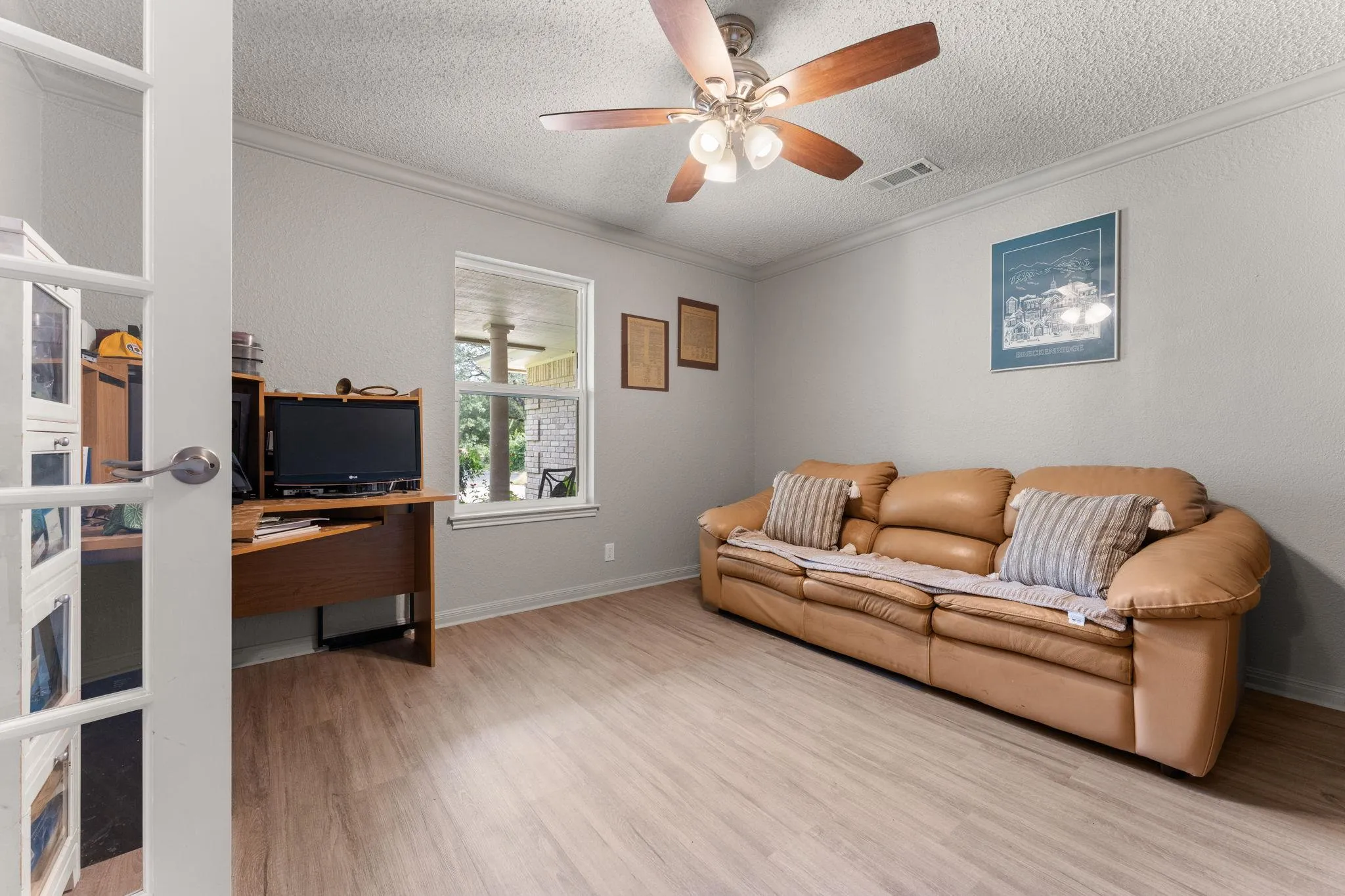 Photo 5 of 9702 BEAUCHAMP SQ