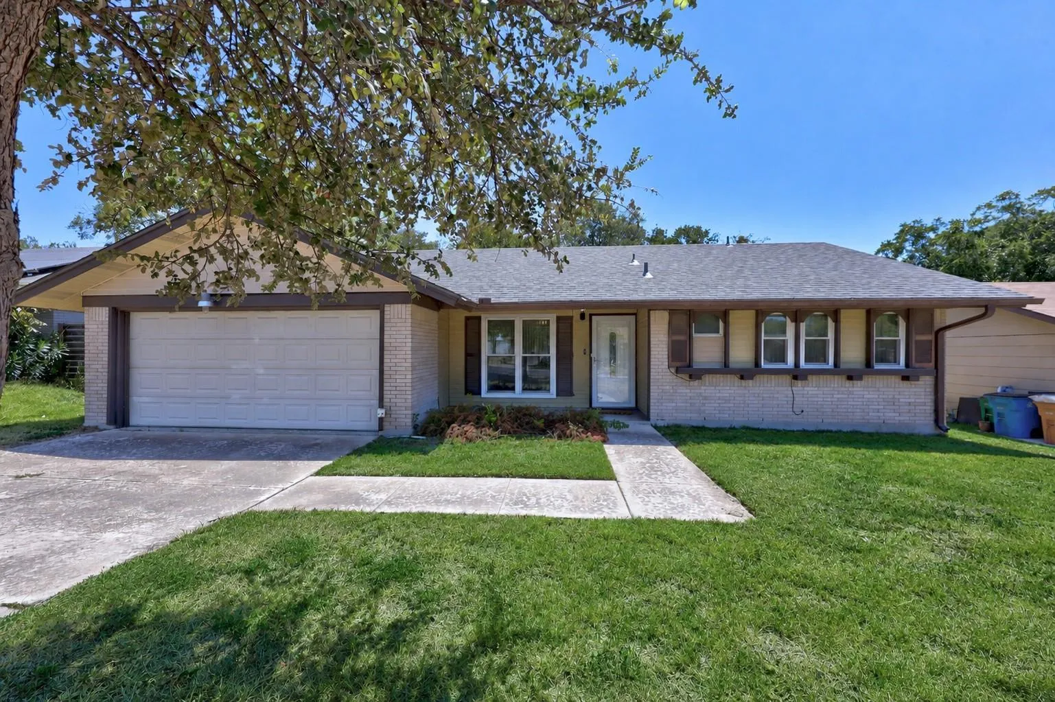 Photo of 9713 DALLUM DR, Austin, TX, 78753