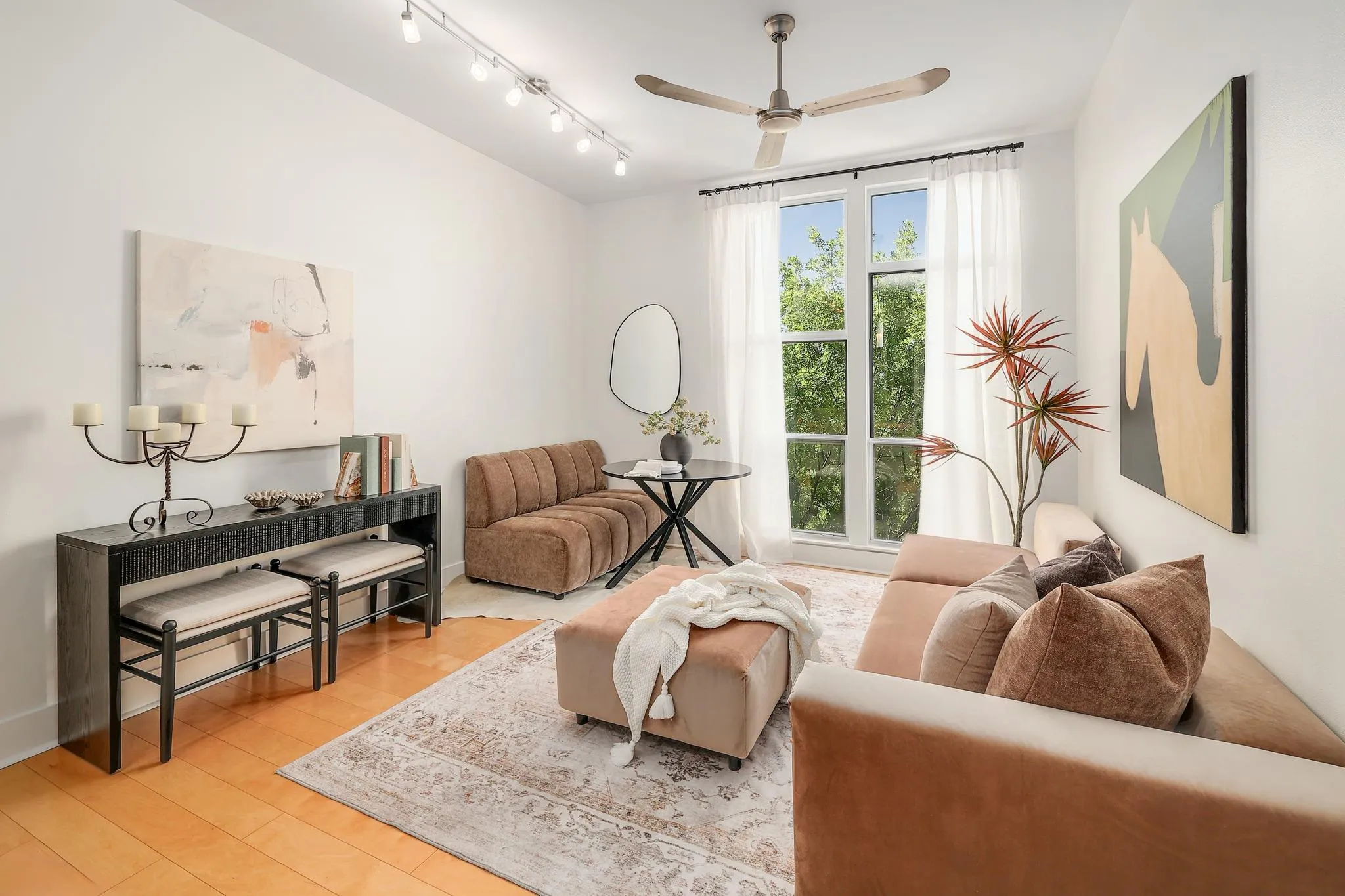 Photo of 1320 ROBERT BROWNING ST #308, Austin, TX, 78723