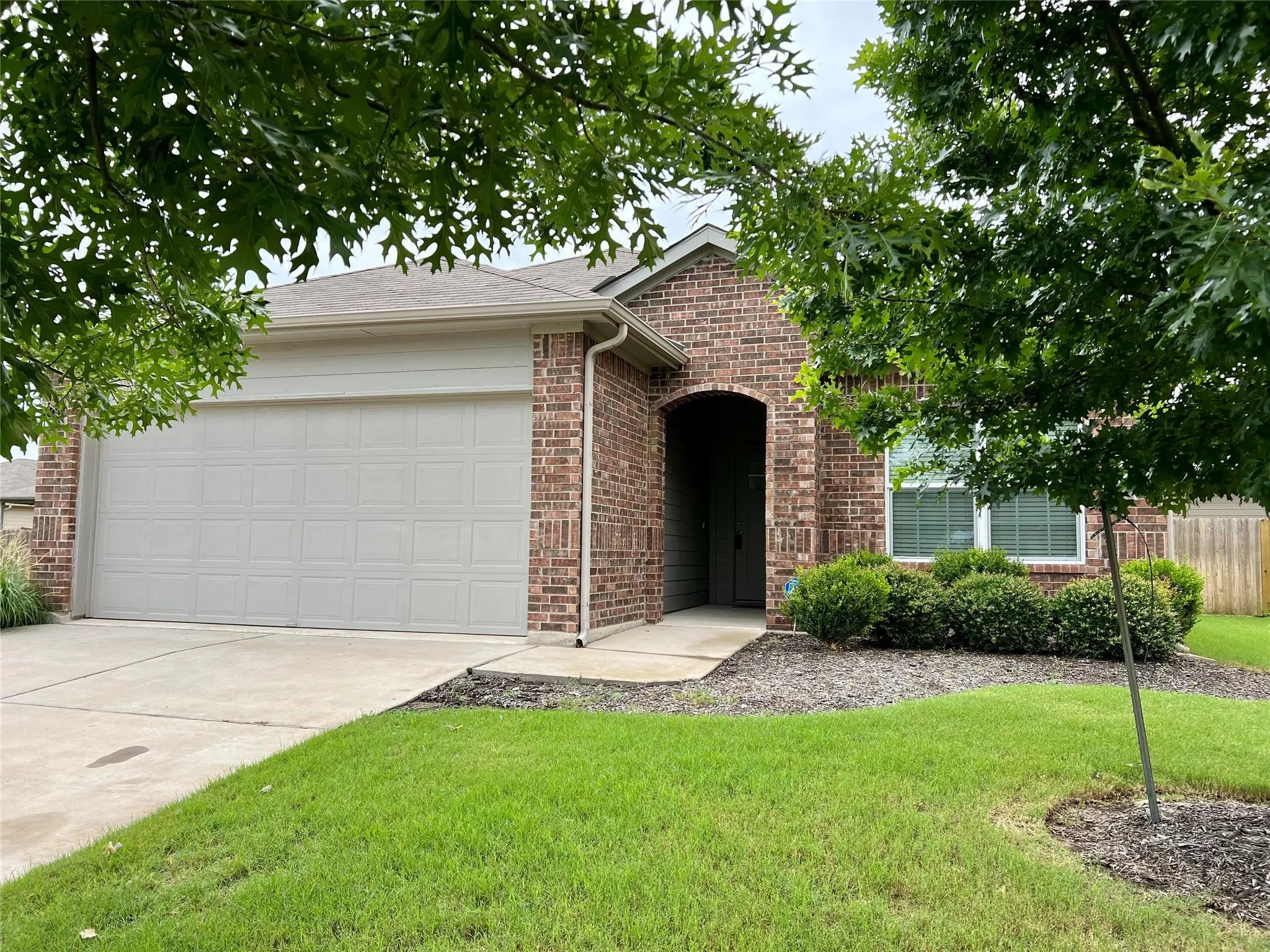 Photo of 104 LASSY CV, Georgetown, TX, 78626