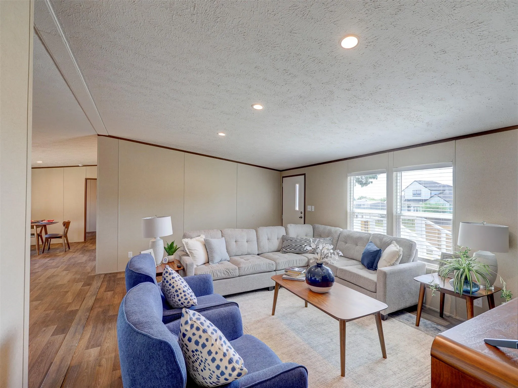 Photo 5 of 146 MONTE VISTA DR