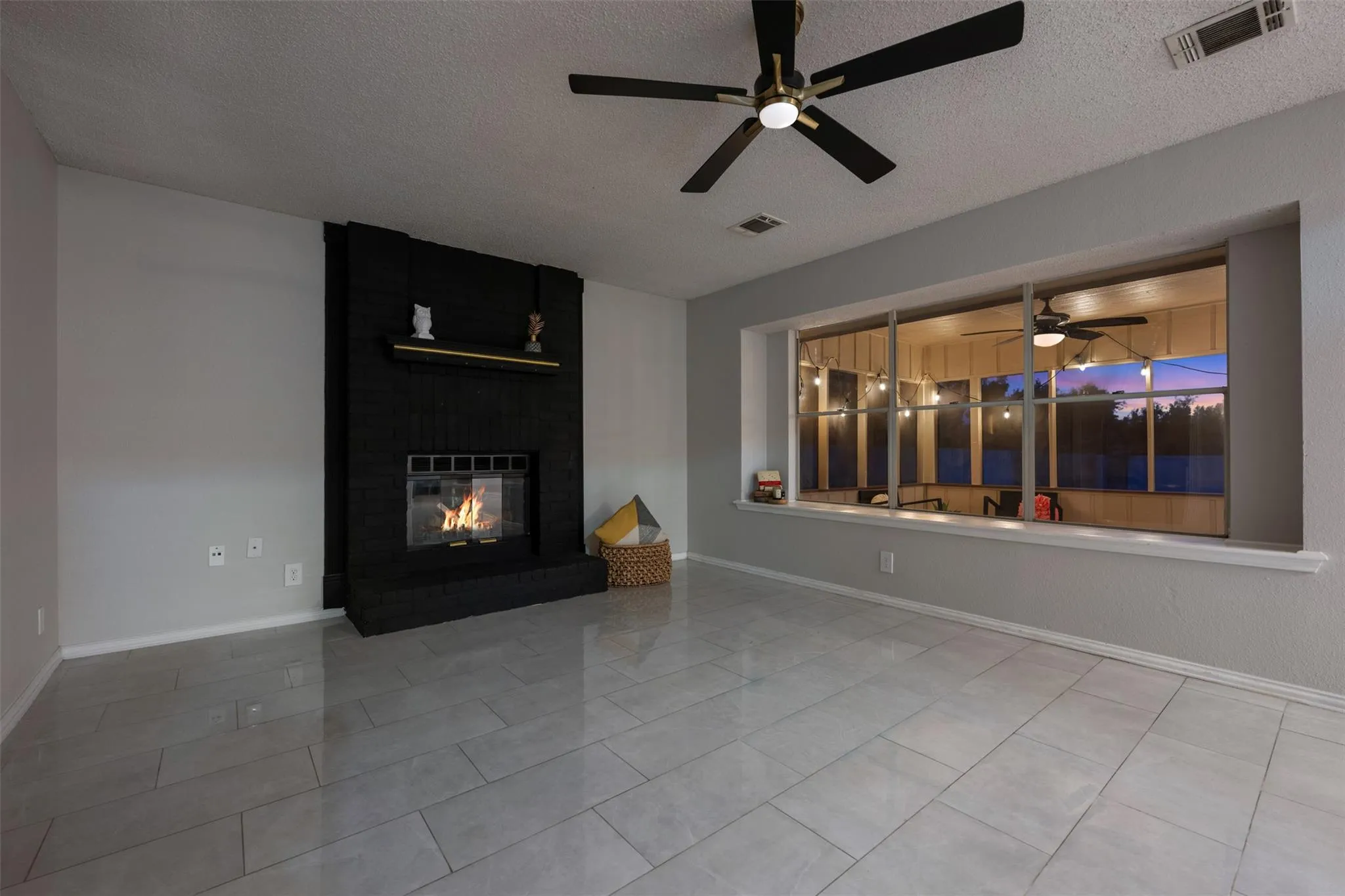 Photo 3 of 803 BROOK MEADOW TRL