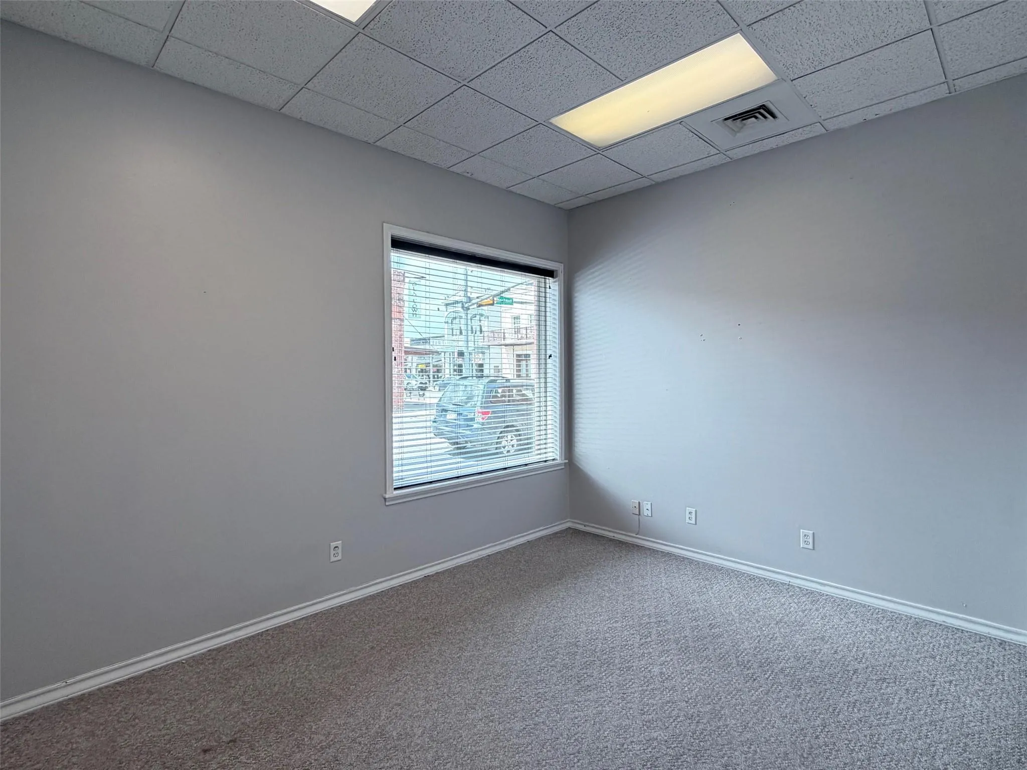 Photo 3 of 702 CHESTNUT ST #202