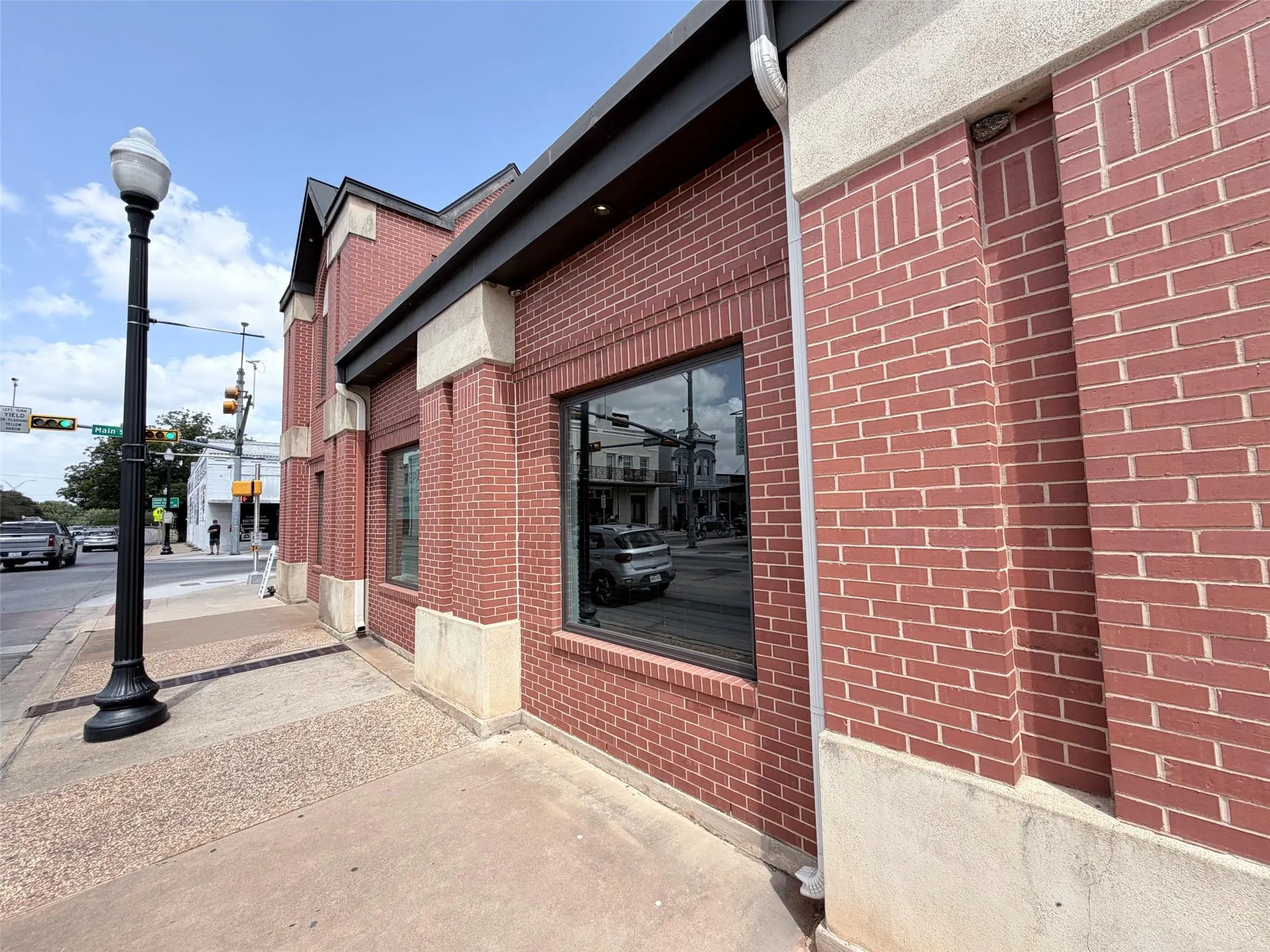 Photo 2 of 702 CHESTNUT ST #202