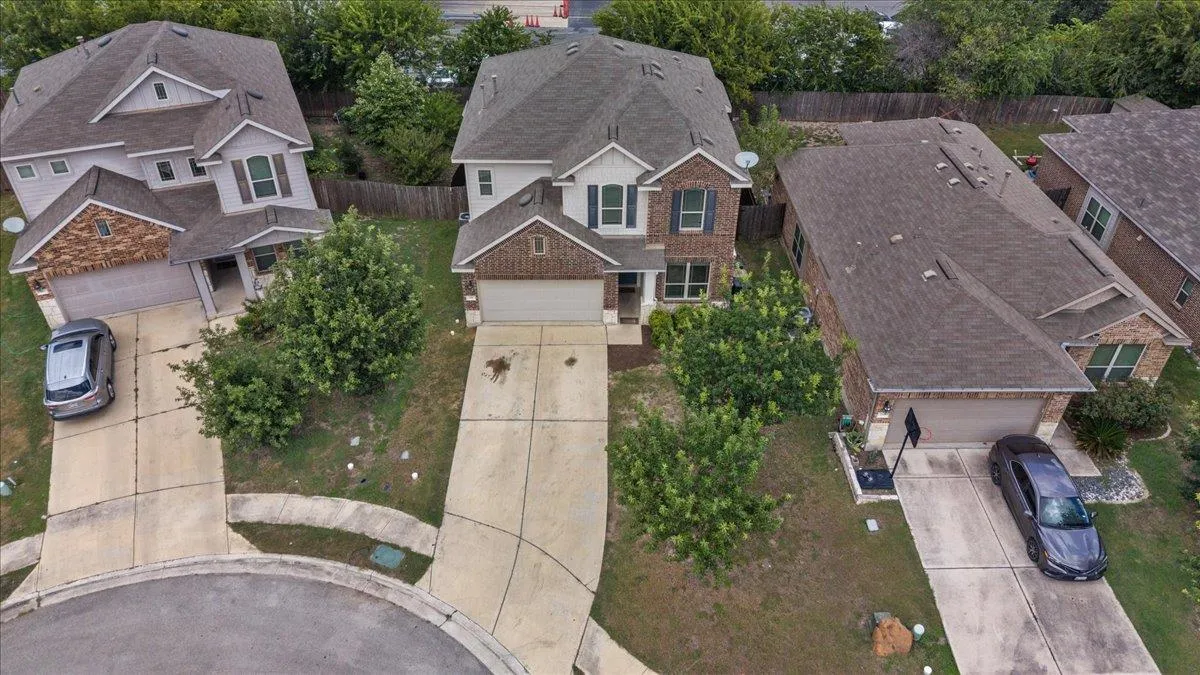 Photo 2 of 249 SHALE CIR