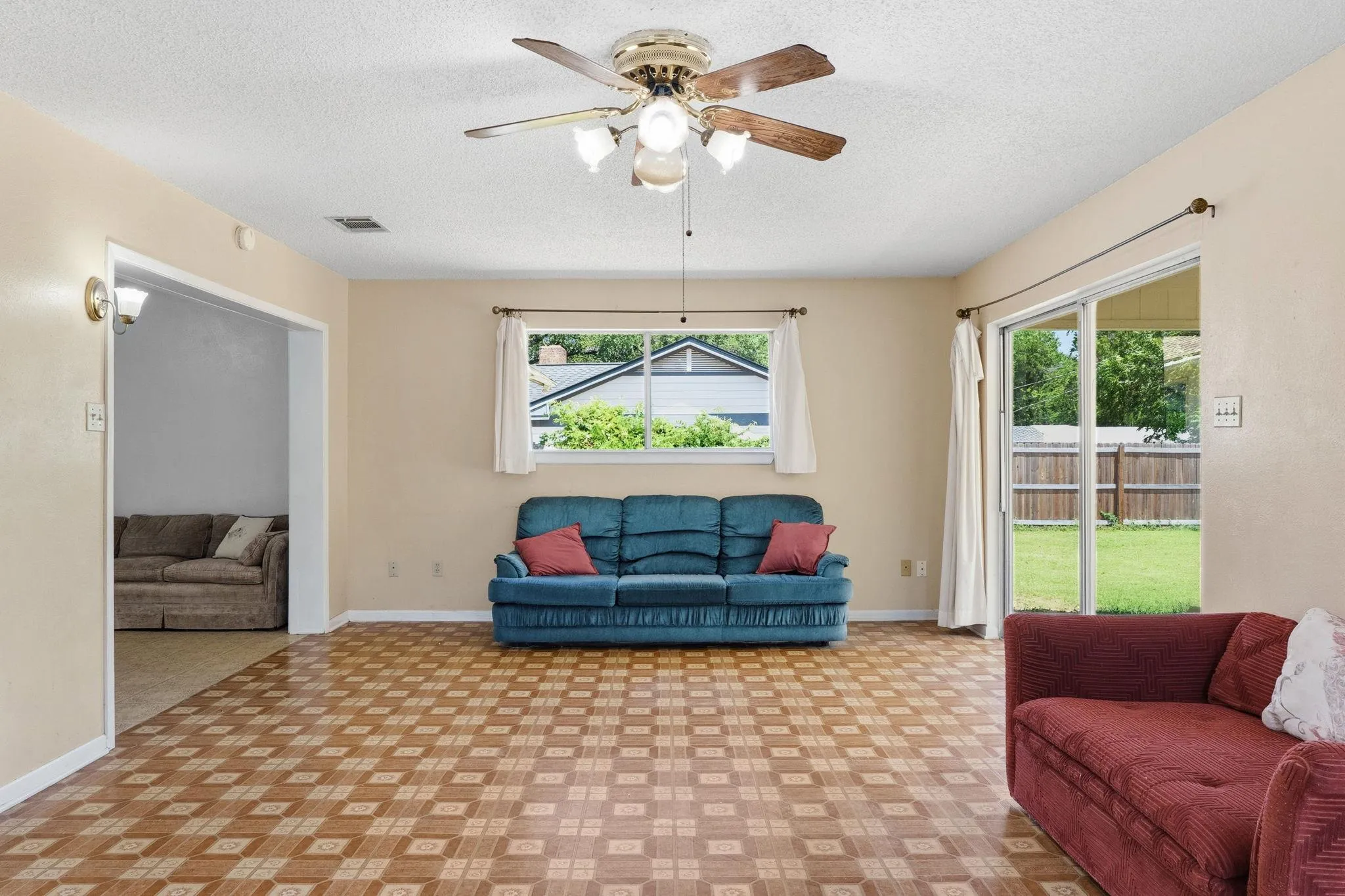 Photo 2 of 3007 GREAT VALLEY DR