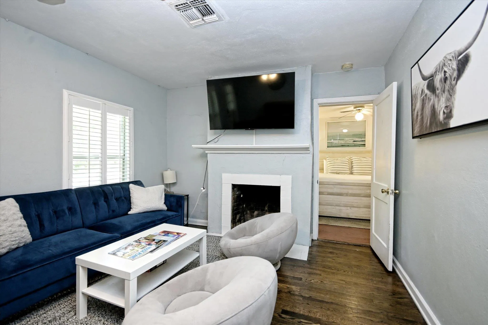 Photo 2 of 3409 BANTON RD #A