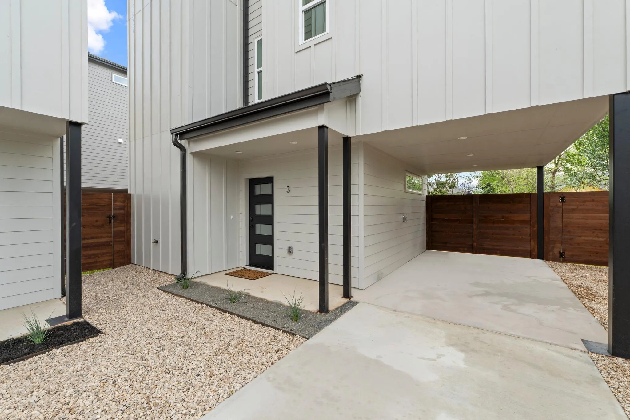 Photo of 909 CALLE LIMON #3, Austin, TX, 78702
