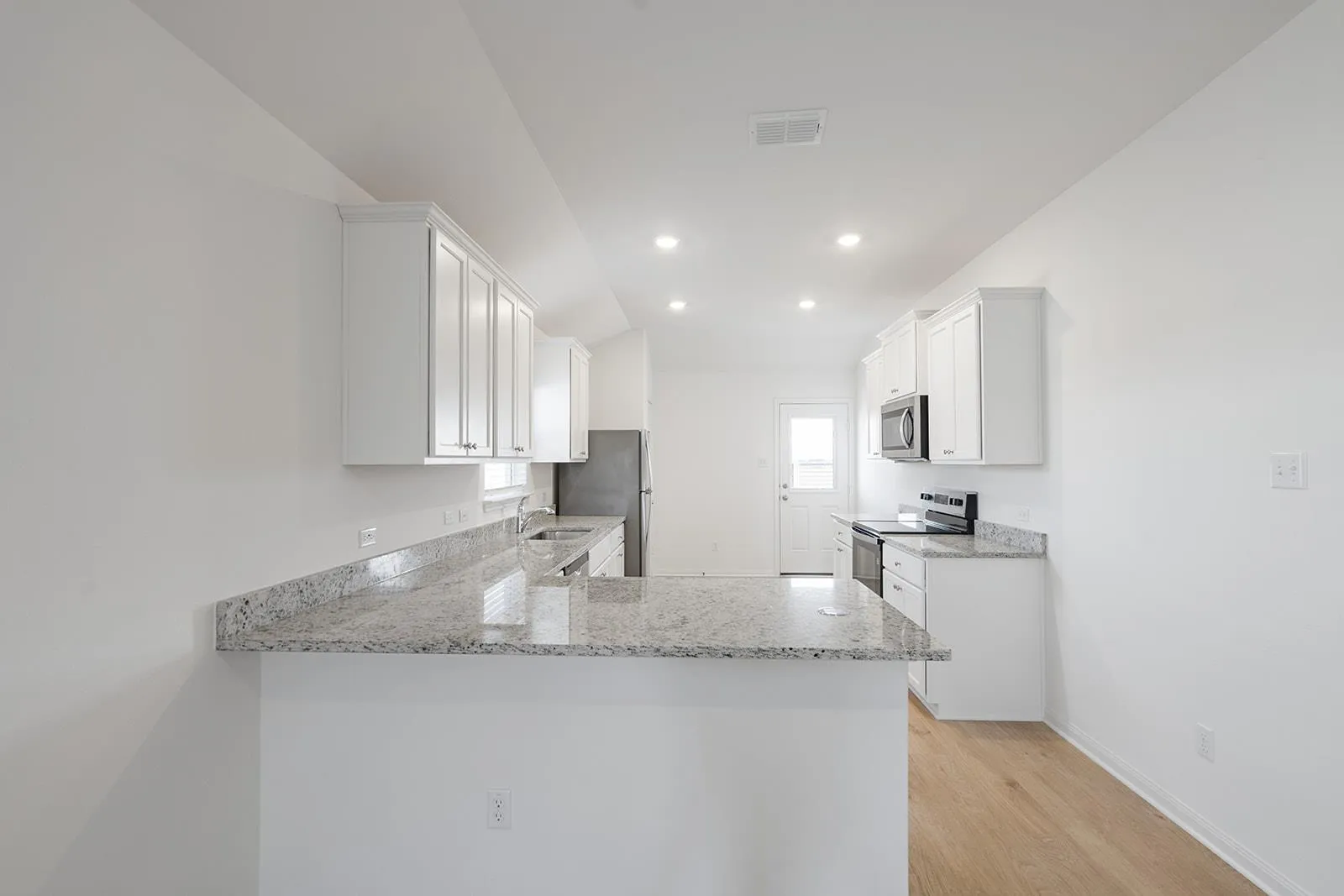Photo 3 of 237 W LUNA BLUE LN