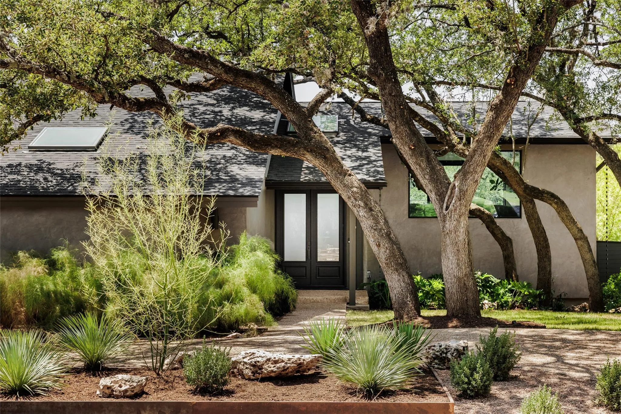 Photo of 3703 HIDDEN HOLW, Austin, TX, 78731