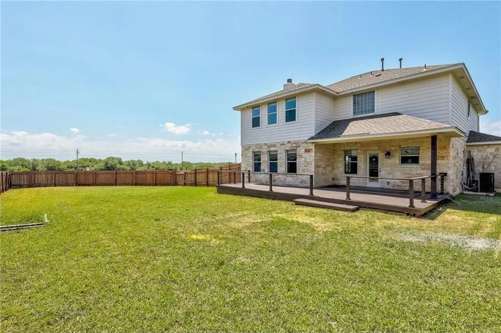 Photo 2 of 15113 FERNHILL DR