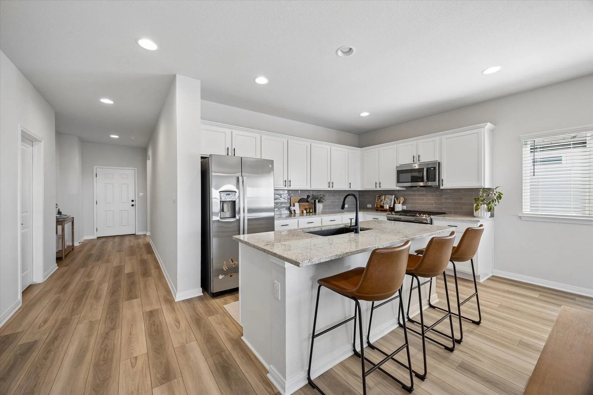 Photo 4 of 124 PEACH FLAT CT