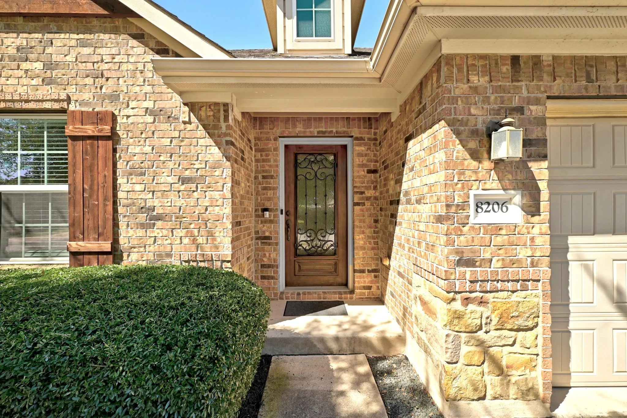 Photo 2 of 8206 AREZZO DR
