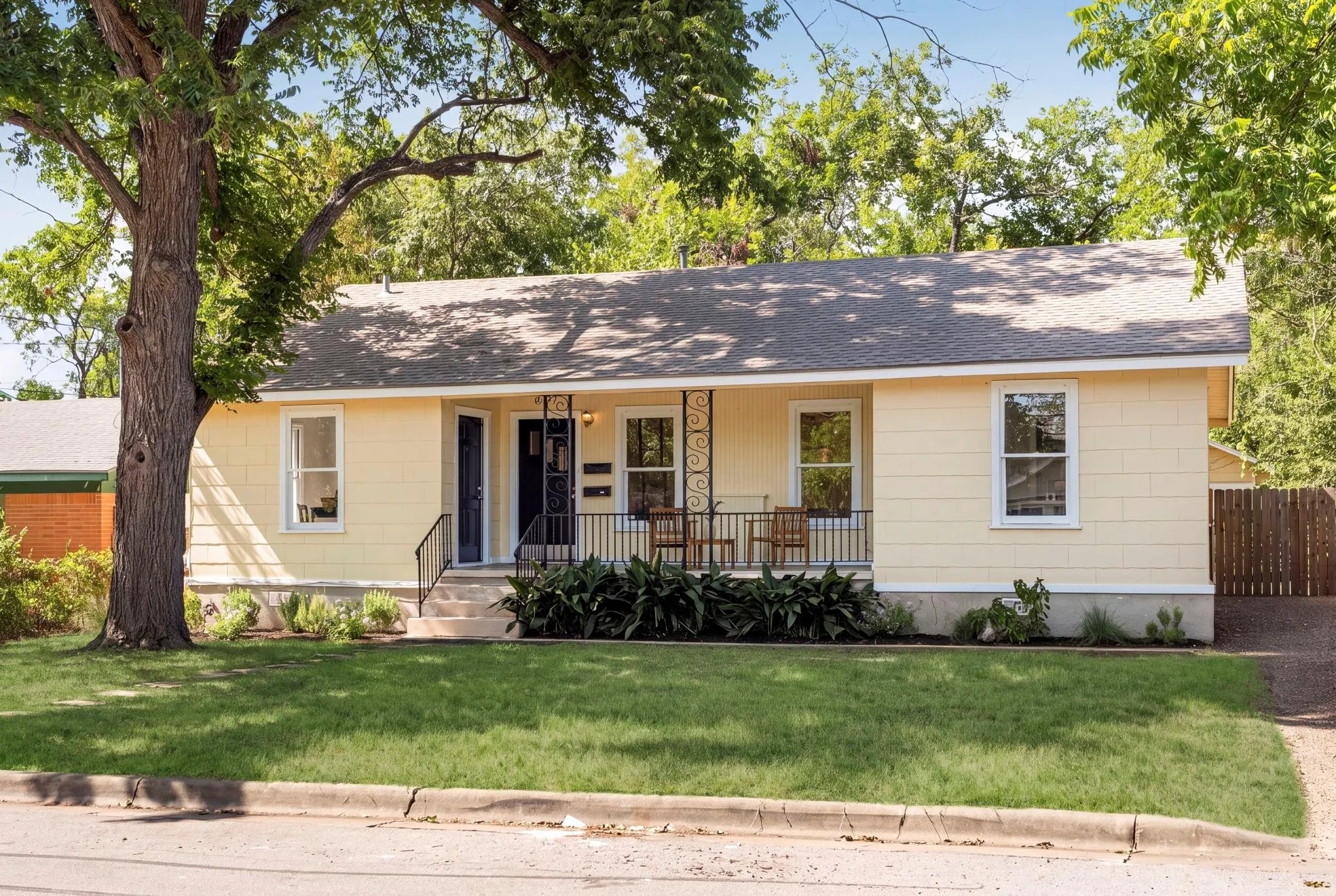 Photo of 807 E 49TH ST, Austin, TX, 78751