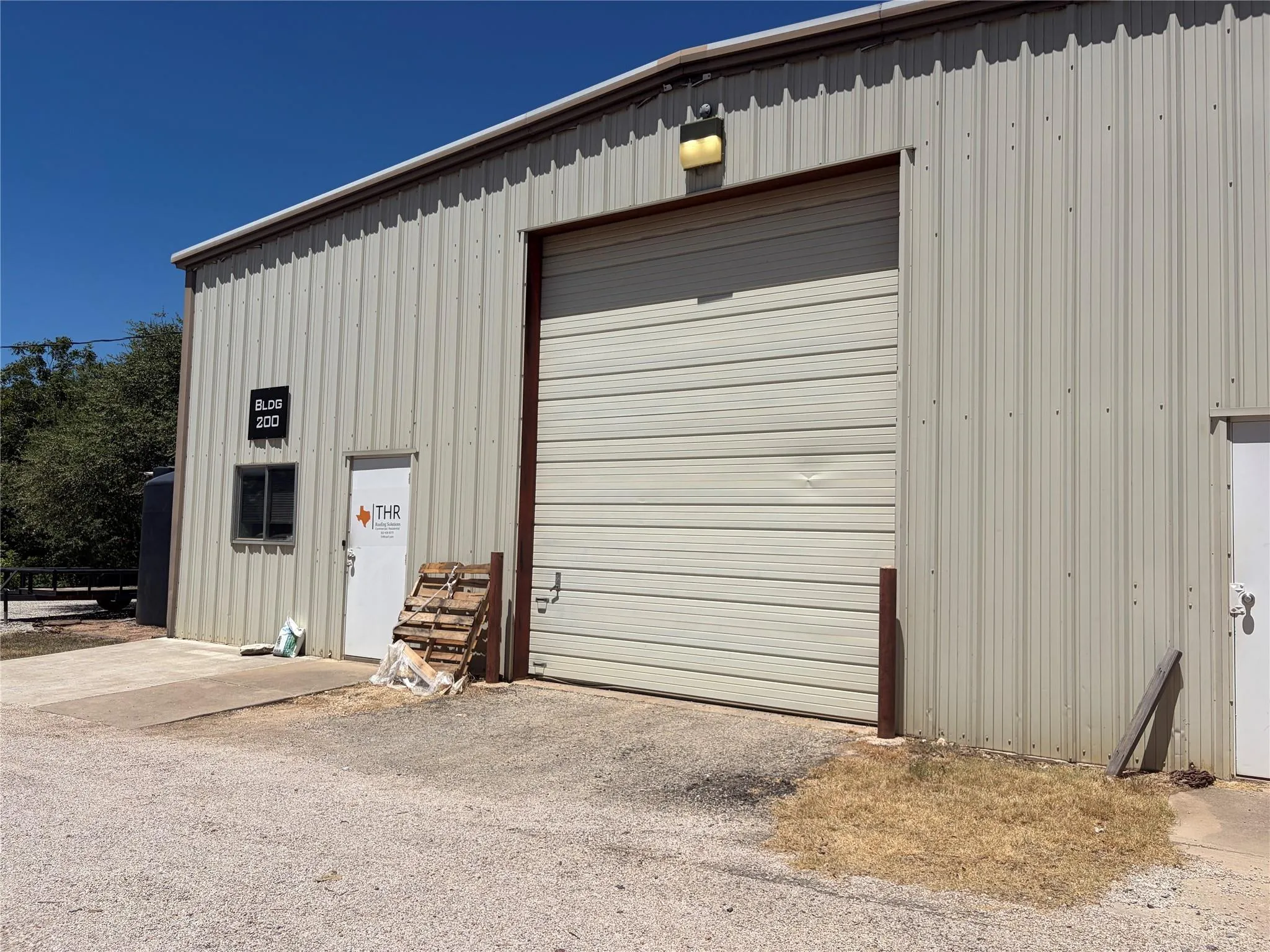 Photo 2 of 12620 PAULS VALLEY RD #200