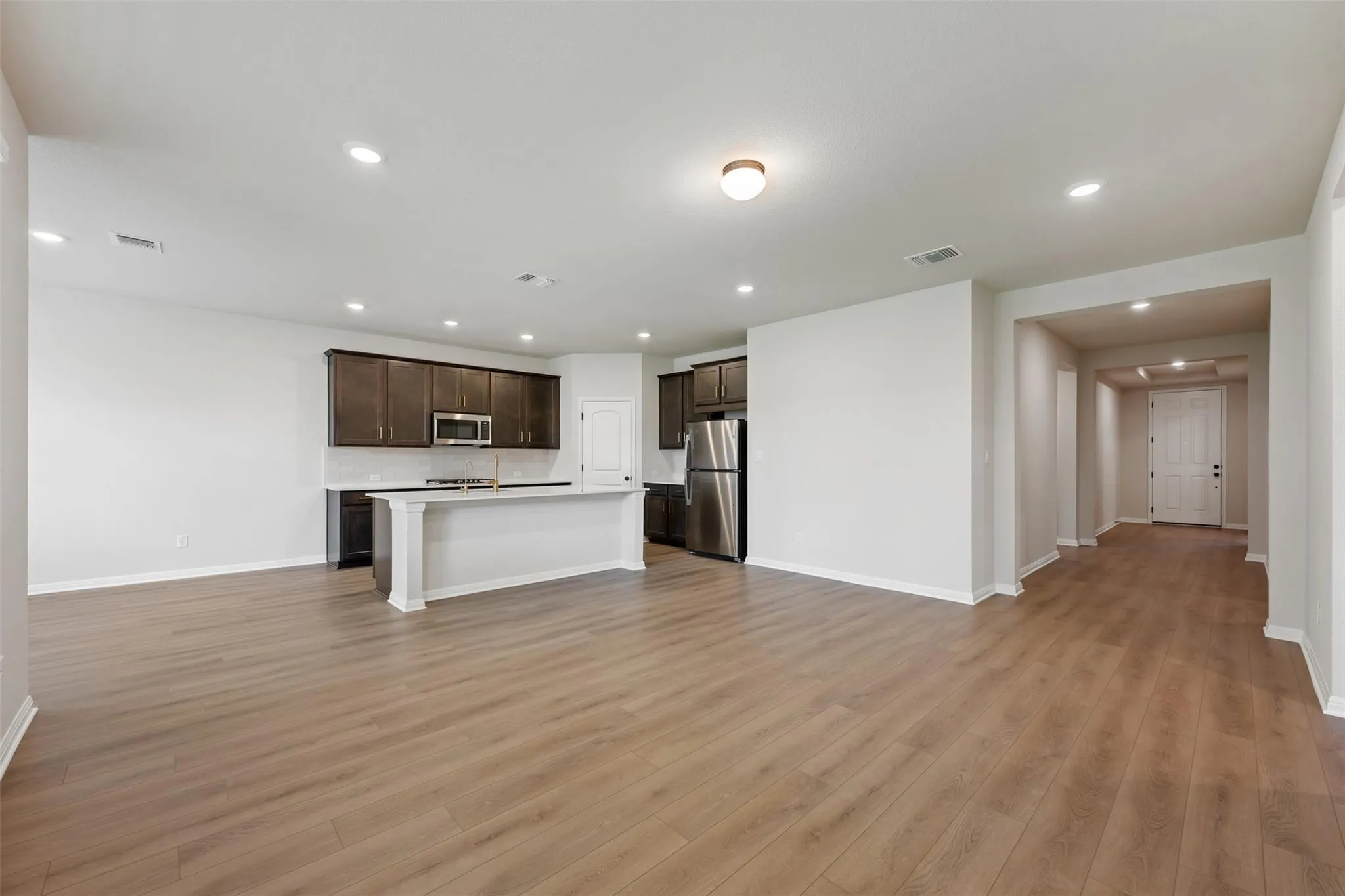 Photo 4 of 12601 RAVEN MEADOW DR
