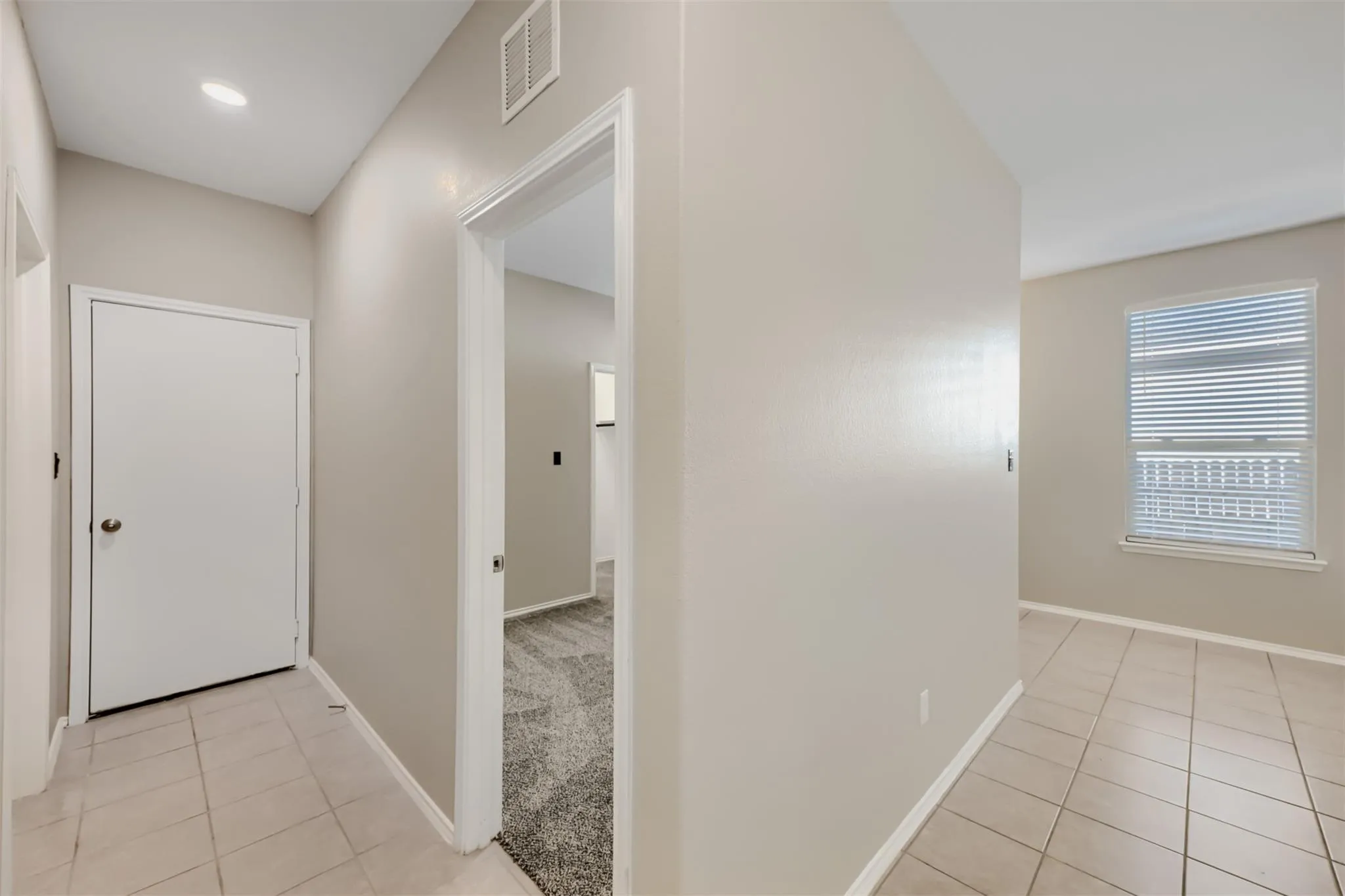 Photo 5 of 324 HARPER LN