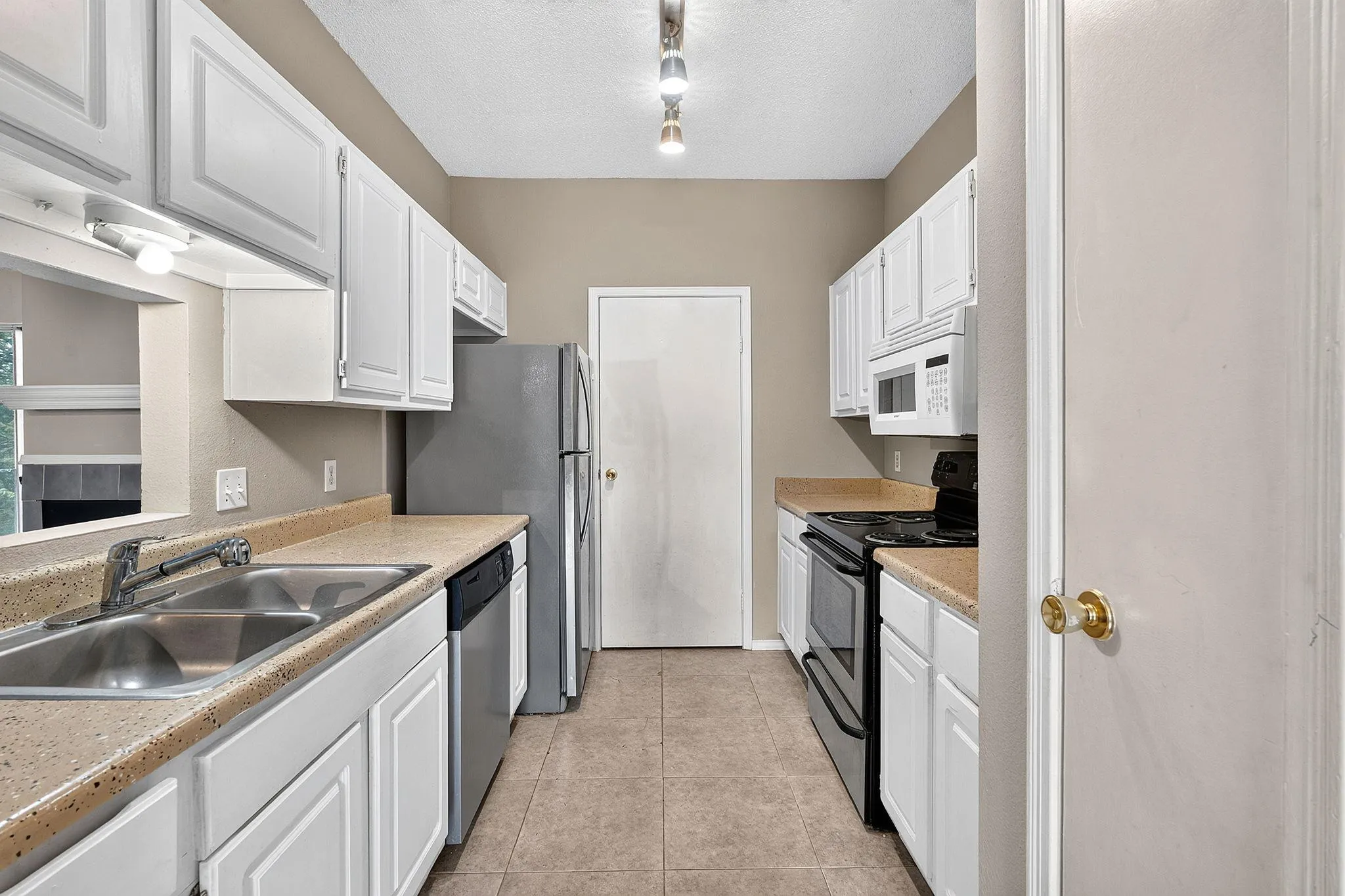 Photo 5 of 12166 METRIC BLVD #280 - BLDG 9
