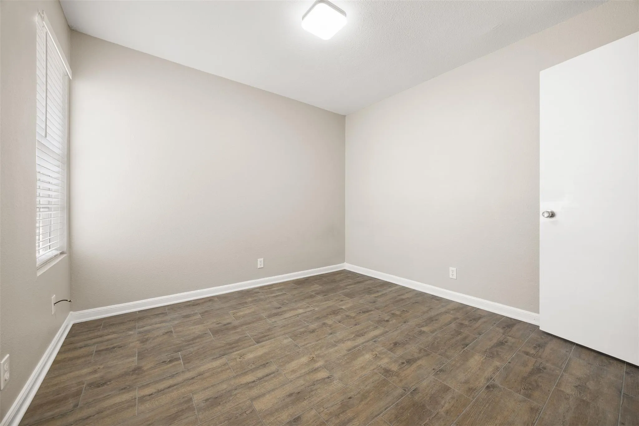 Photo 5 of 1905 MARGALENE WAY #A