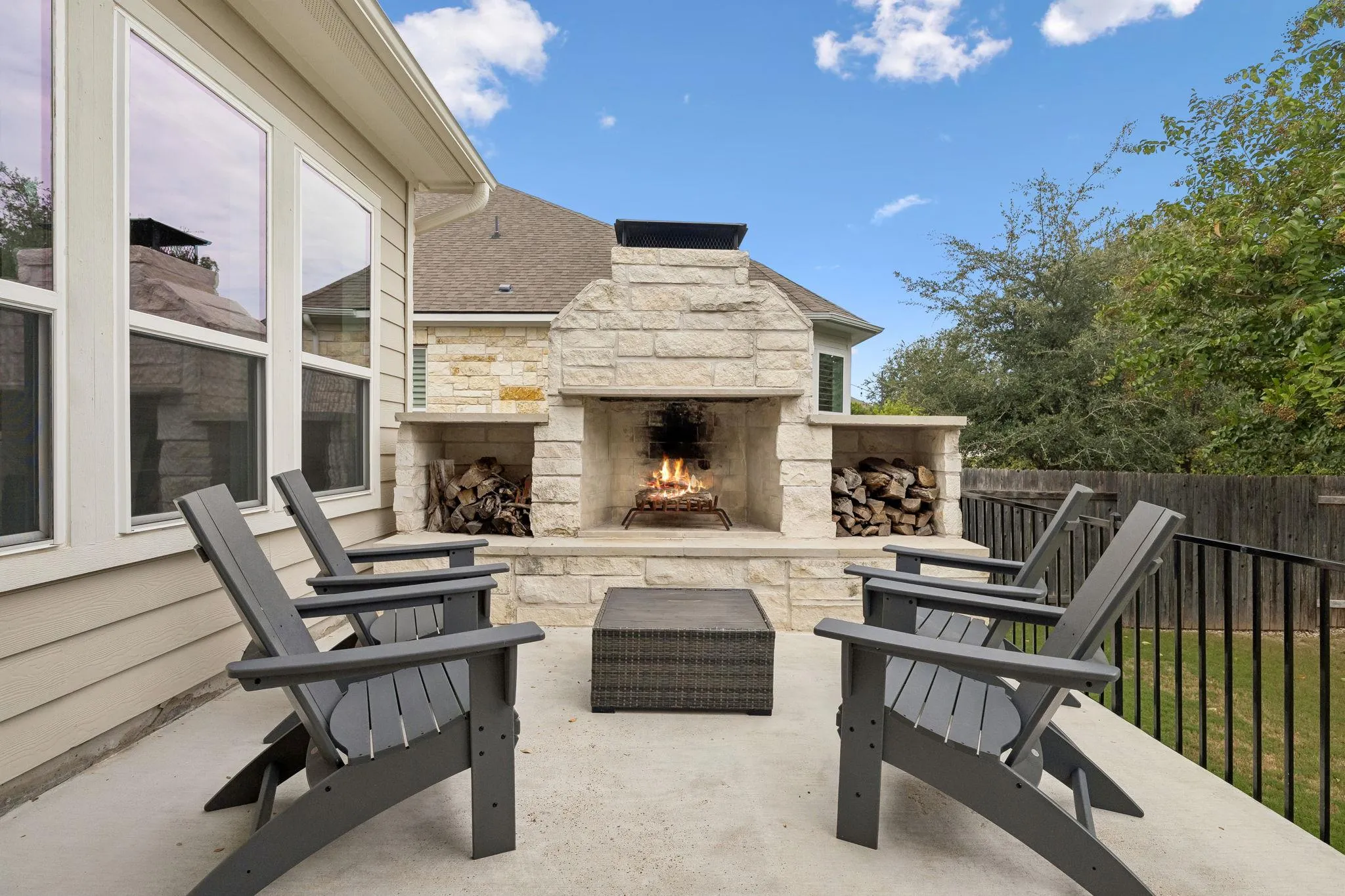 Photo 5 of 129 RIDGEVIEW CT