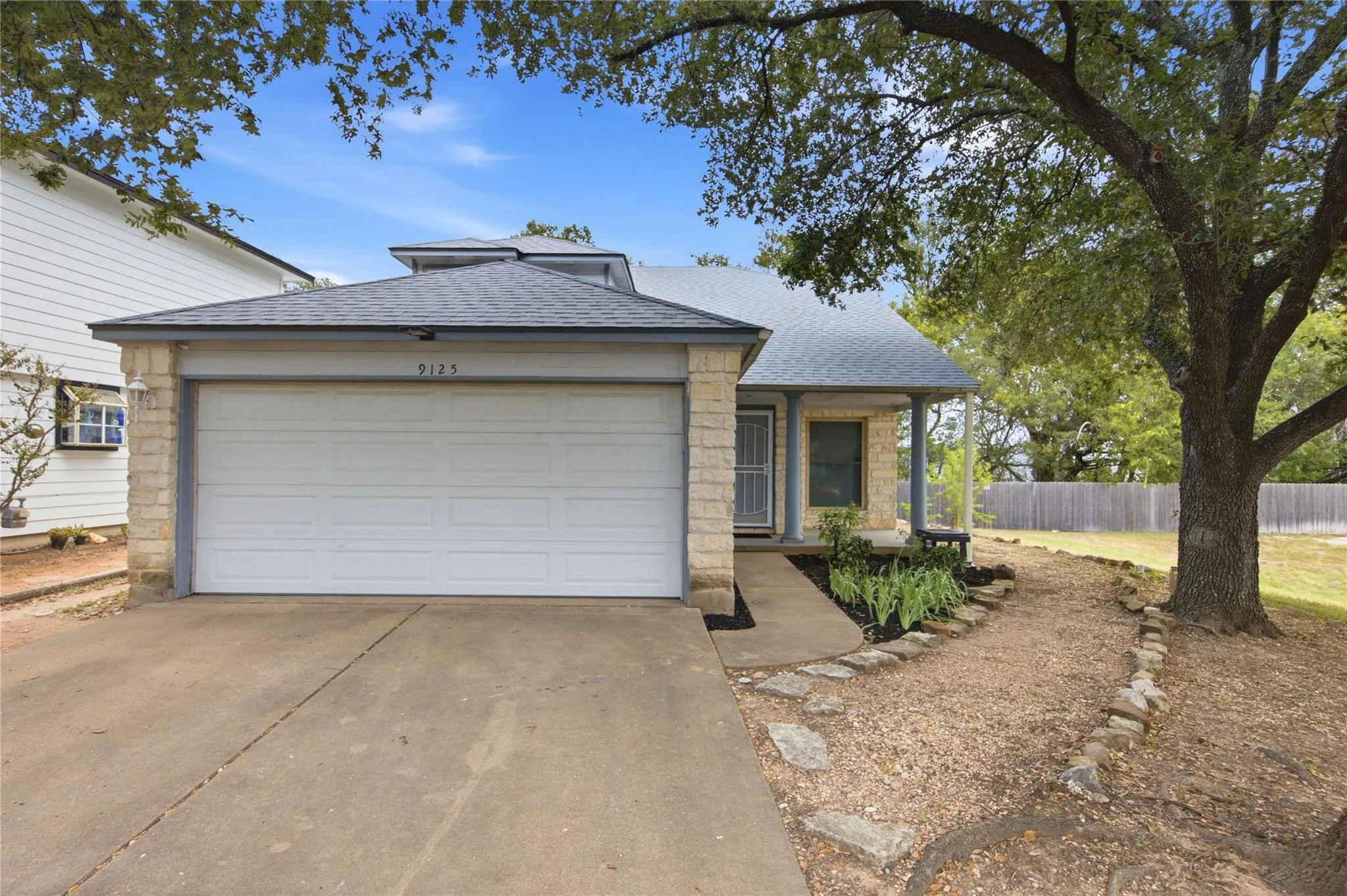Photo of 9125 VIGEN CIR, Austin, TX, 78748