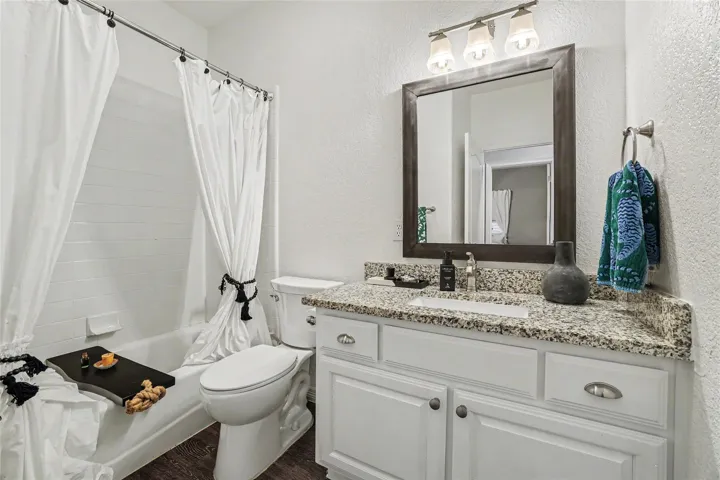This bathroom is shared by your guests and also services the additional 2 bedrooms.  This bathroom was painted 2 weeks ago...
