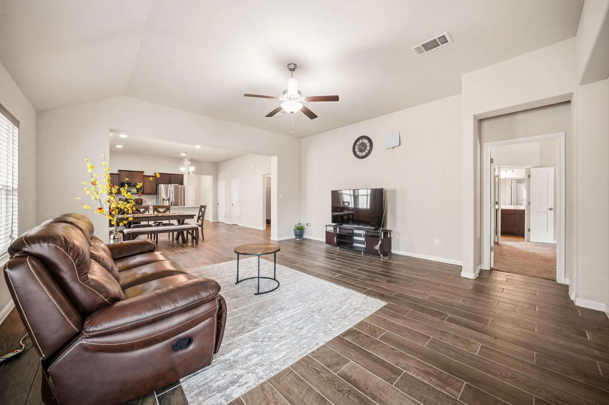 Photo 5 of 19024 SCORIA DR