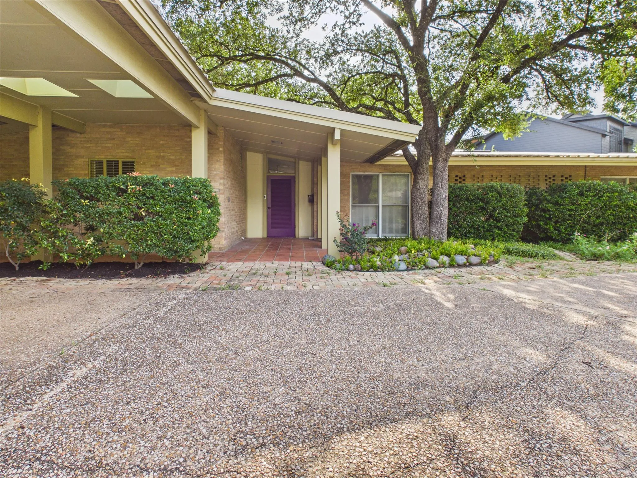 Photo of 1202 BELMONT PKWY, Austin, TX, 78705